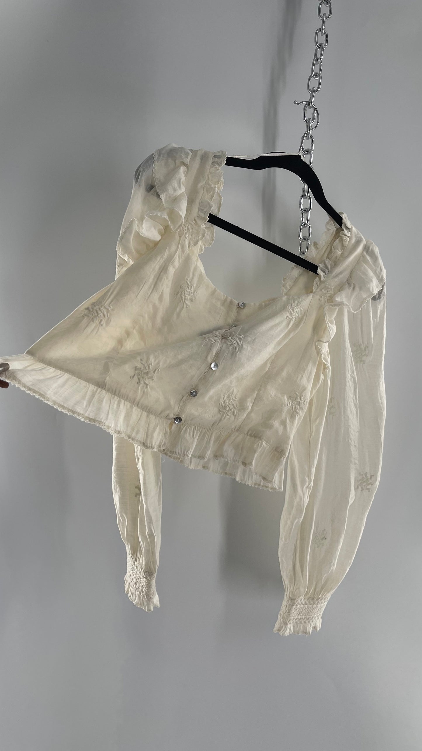 Free People White Cotton Bubble Sleeve Blouse with Embroidered Details (Medium)