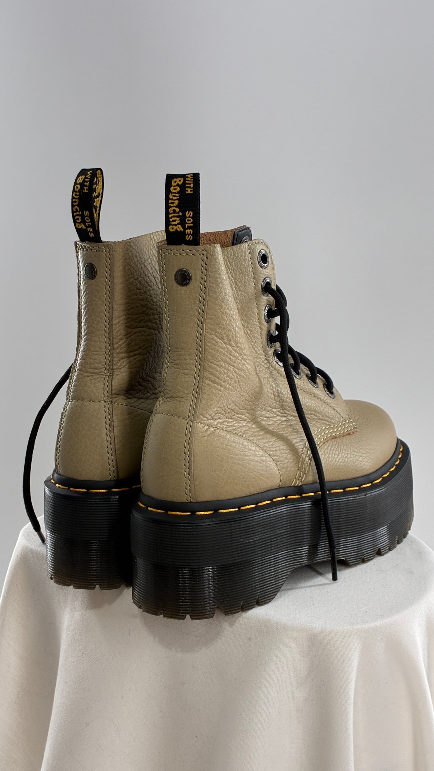 Vintage Dr. Martens 1460 Pascal Max Platform Pale Olive Pisa Boot (6L)