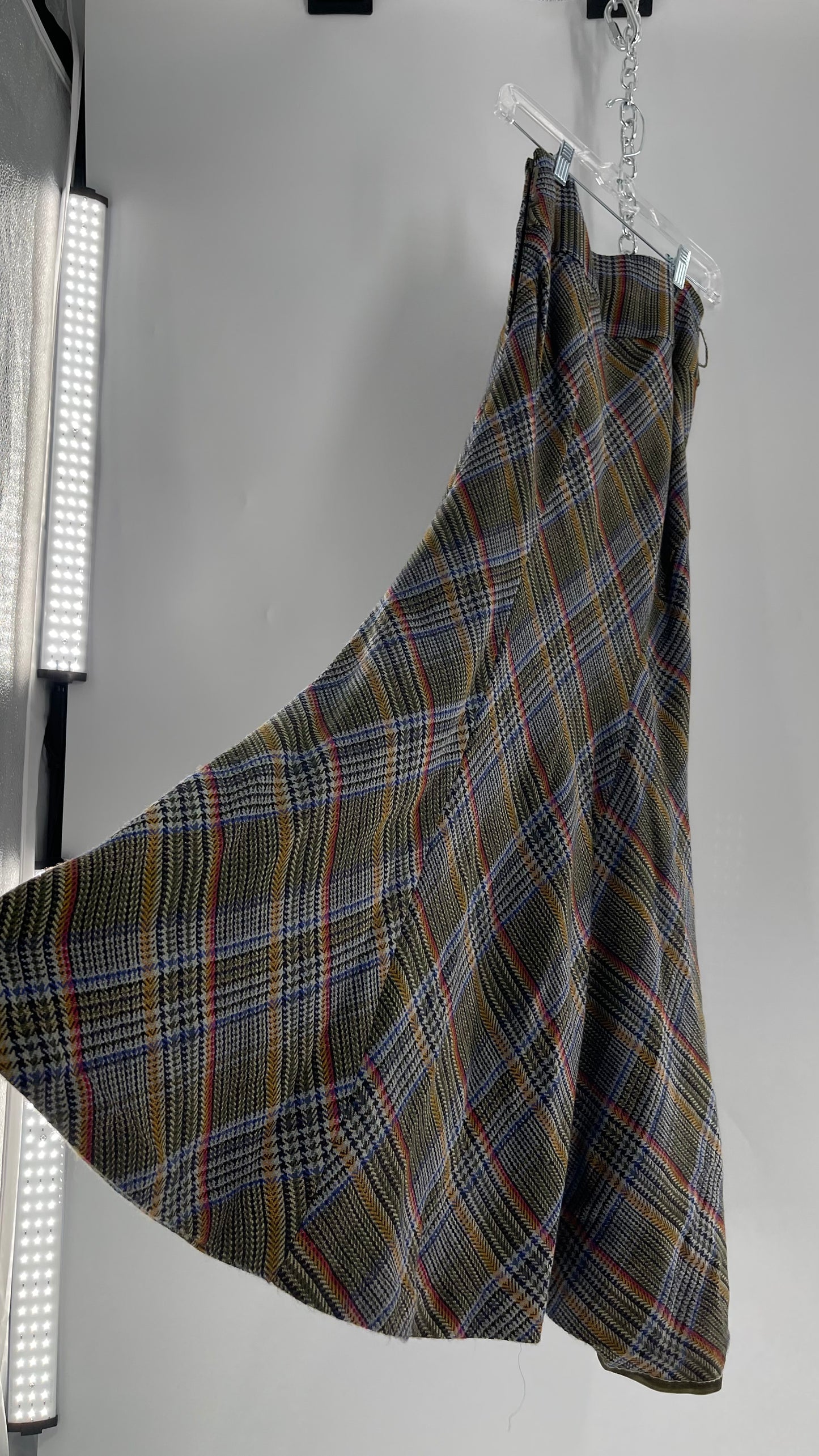 Elevenses 87% Wool Plaid Asymmetric Swirl Seam and Pleated Voluminous Hem (0)