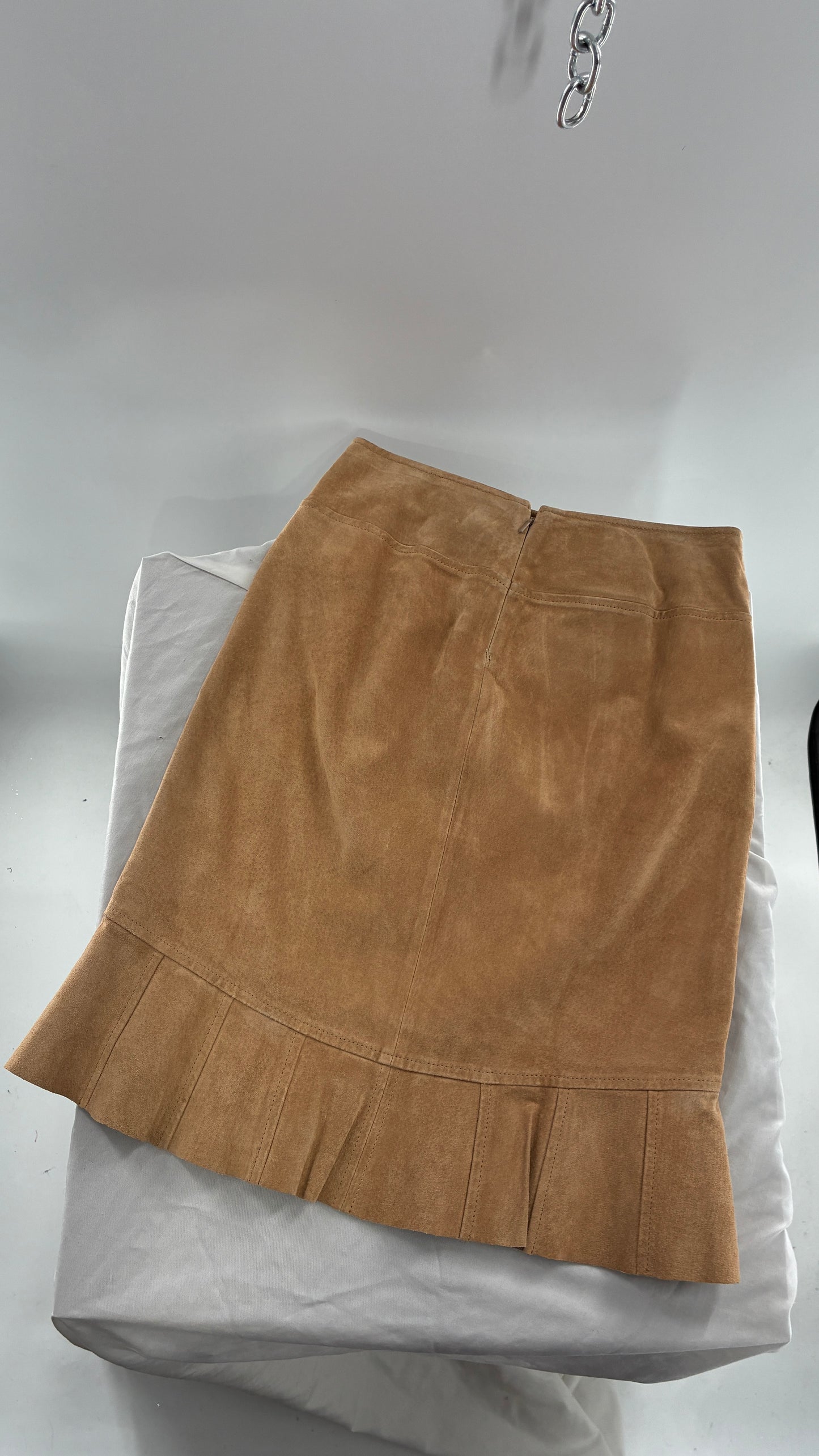 Vintage Moda International Genuine Leather Pleated Hem Skirt with Rounded Hip Panels (0)