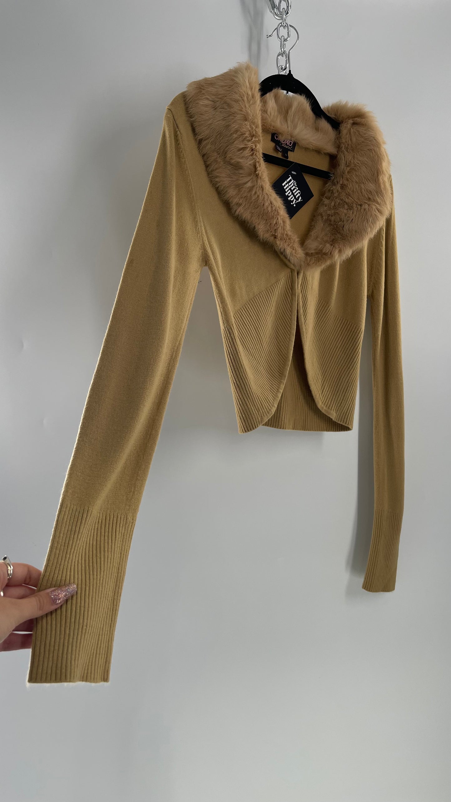 Vintage XOXO Tan Fasten Bust Cropped Cardigan Shrug with Genuine Rabbit Fur Exaggerated Collar (Large)