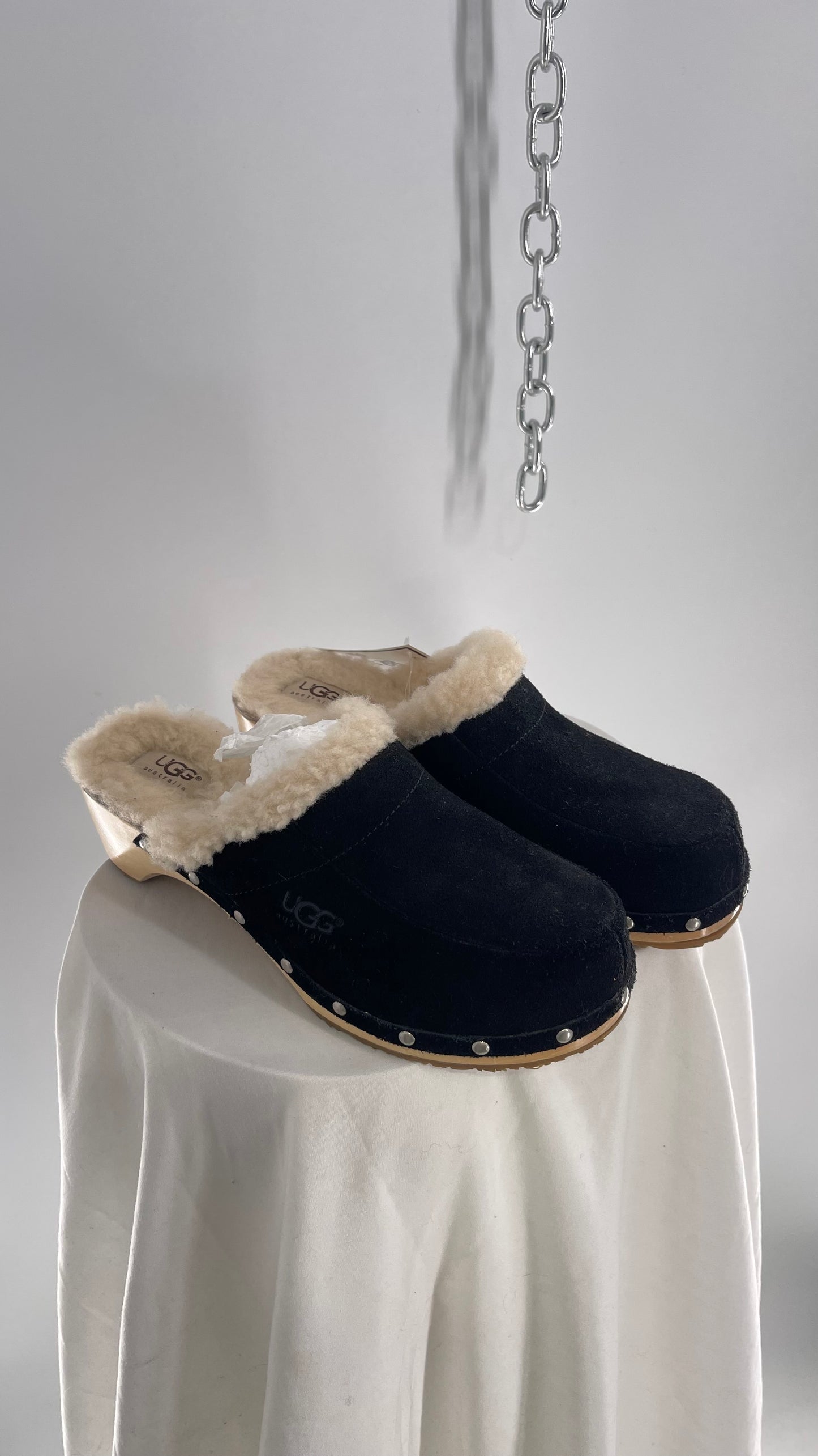 UGG Vintage Side Studded Black Suede Fur Lined Wooden Clog (8)