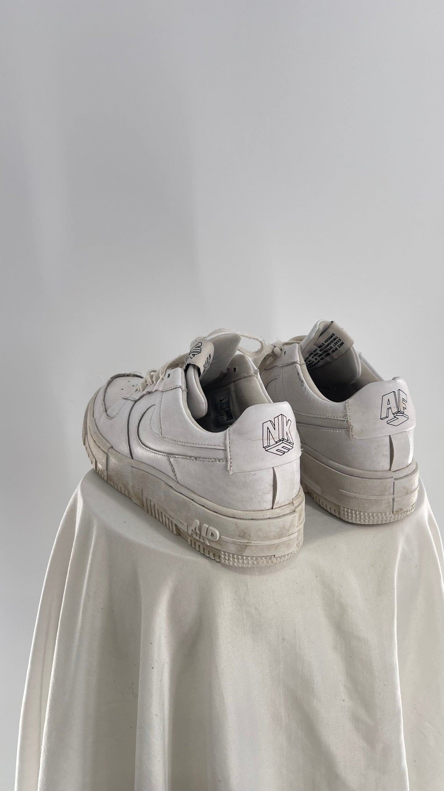 Vintage 1980s Retro Pixel Nike Air Force AF1 (8)