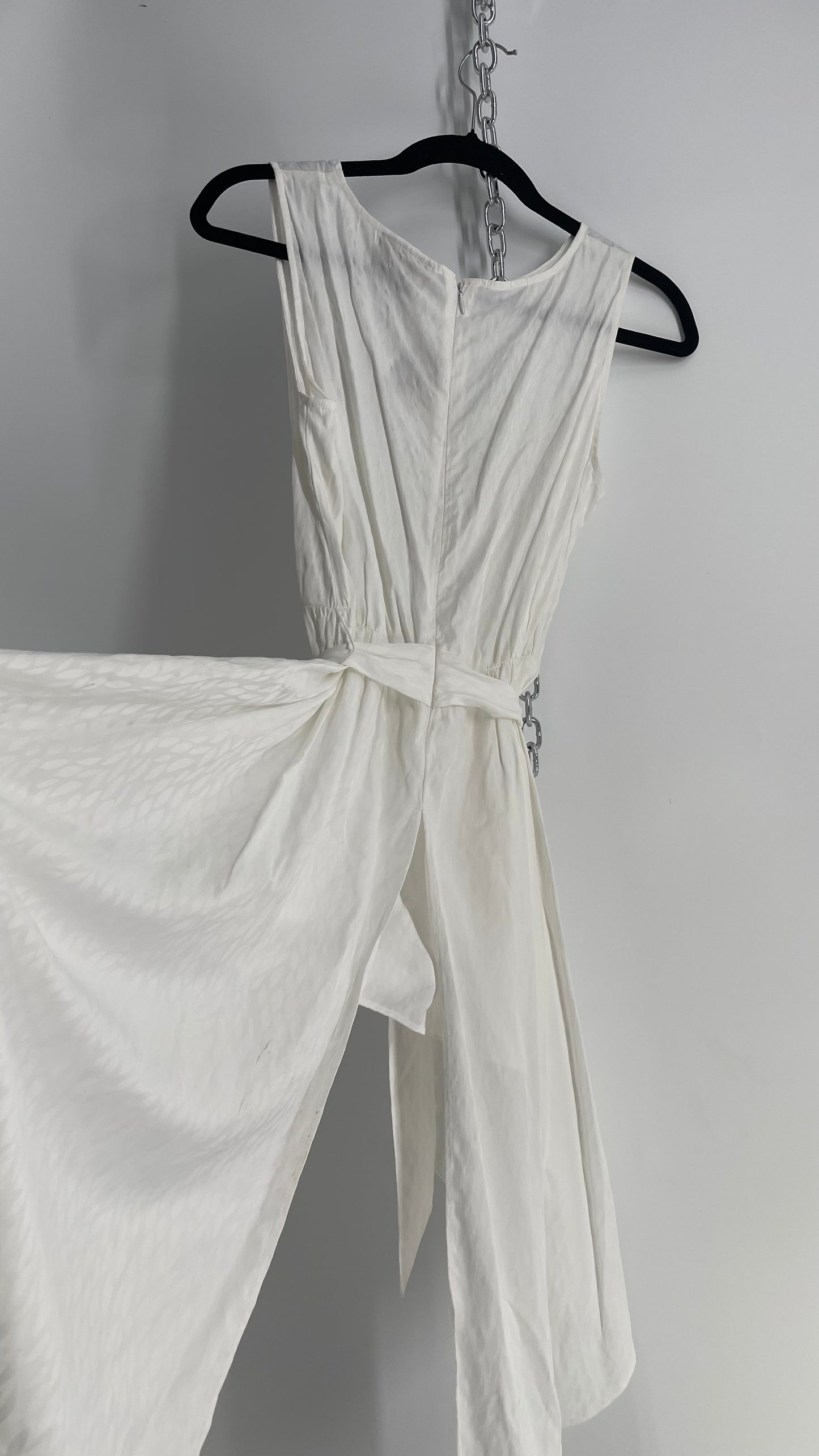 Sachin + Babi Anthropologie White Asymmetrical Hem Tunic Blouse (Medium)