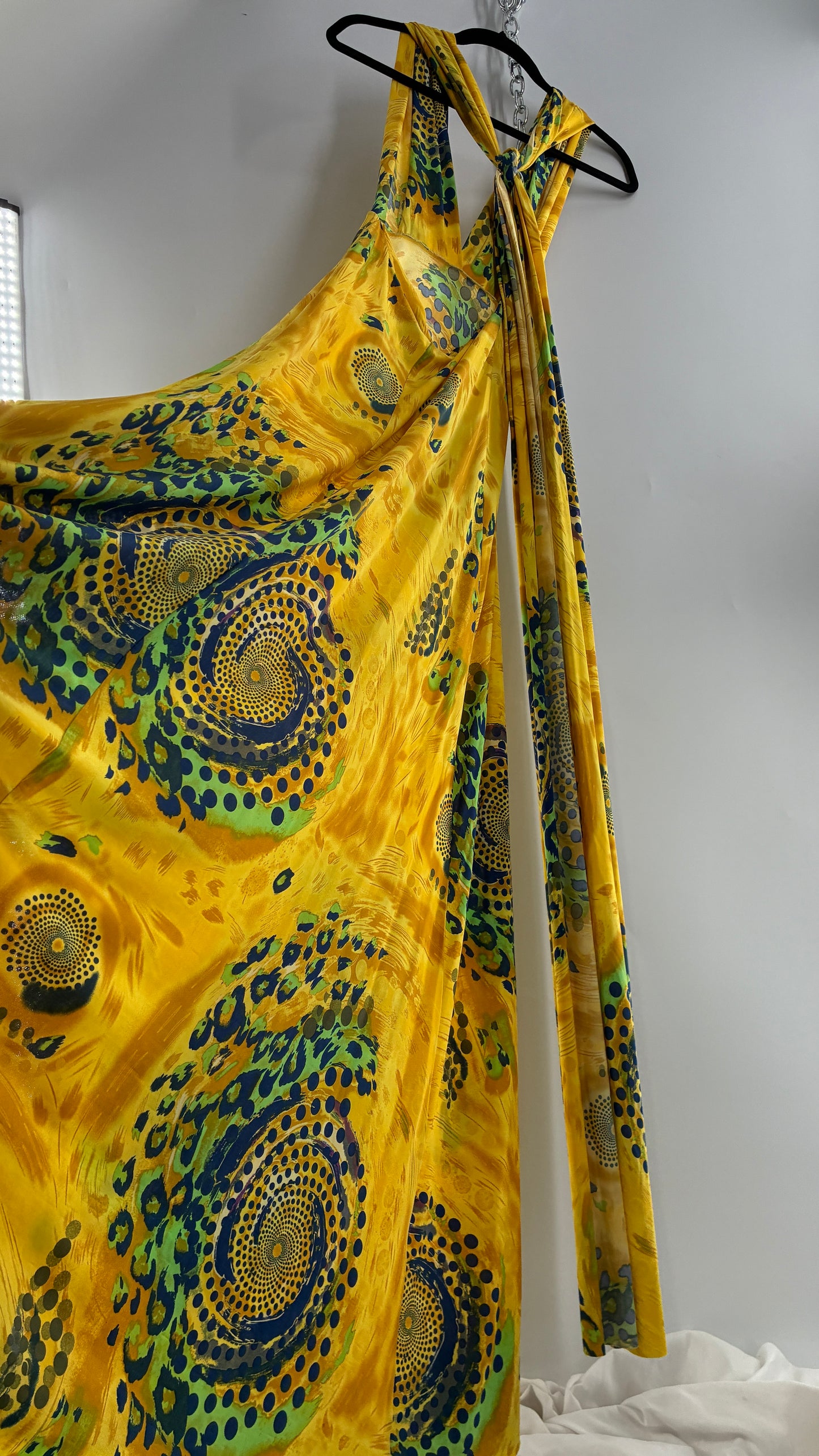Vintage NARCISA LANG Lycra Full Length, Backless Yellow Dress with Graphic Pattern (XS/S)