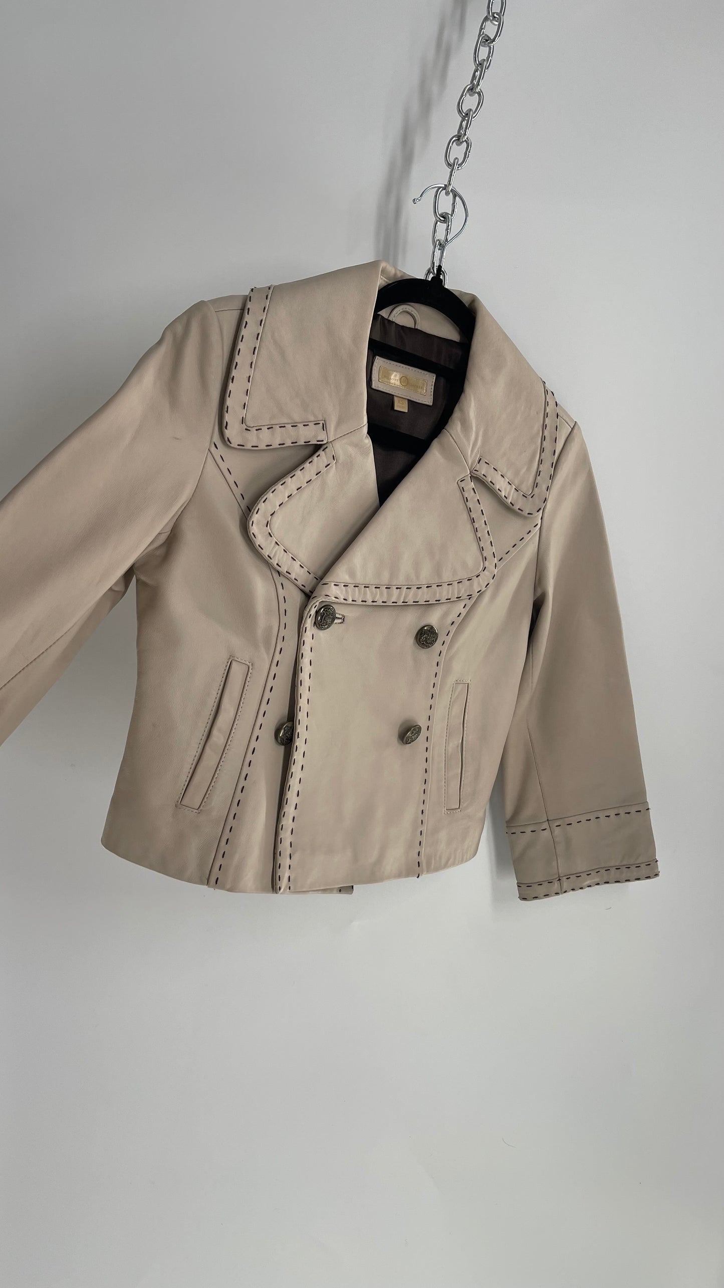 Vintage 1990s Wilsons Leather Beige Short Jacket with Exaggerated Collar, Embossed Buttons and Contrast Stitching (XS)