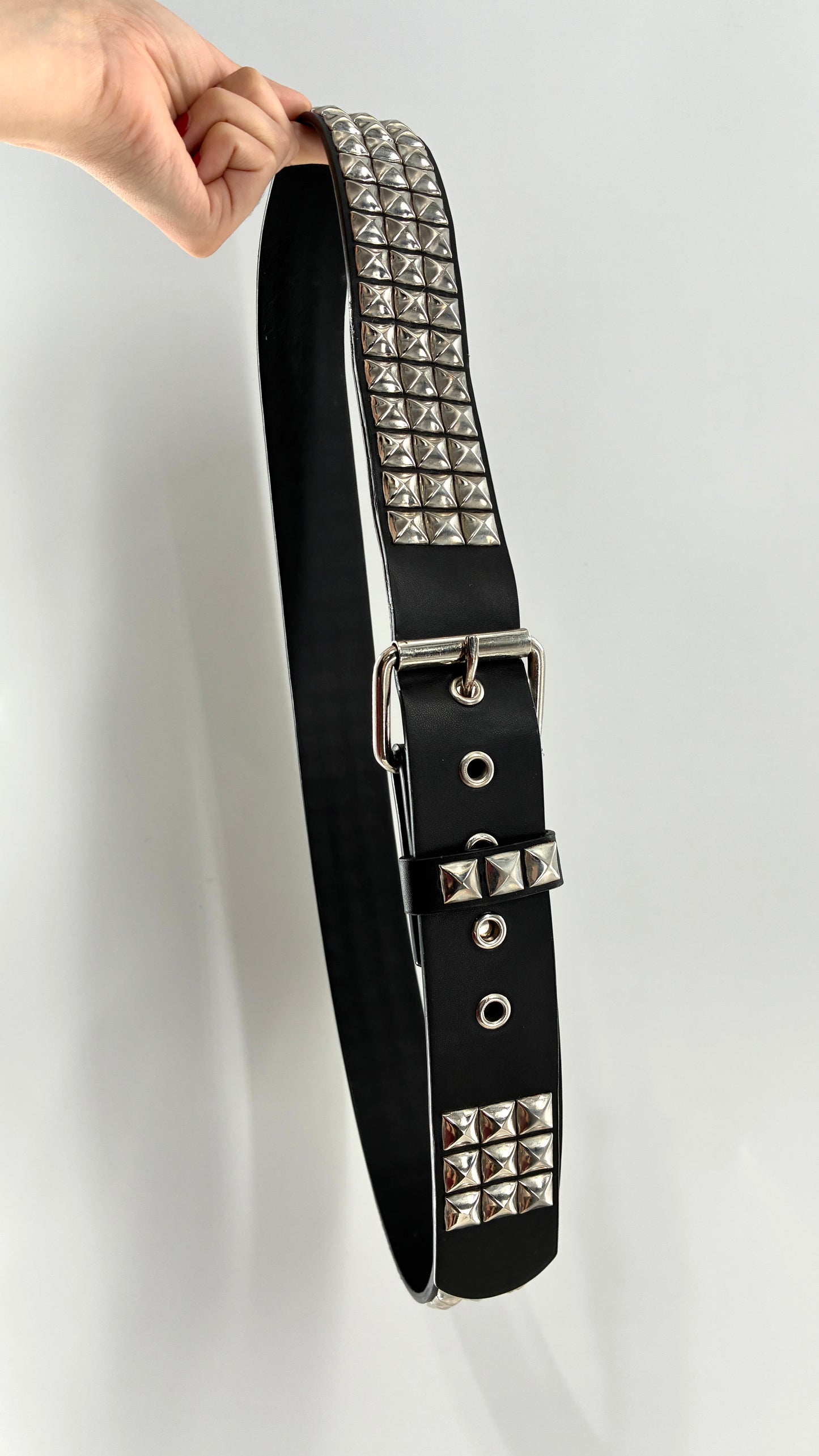 Vintage Black Silver Metal Studded Belt (XXL)