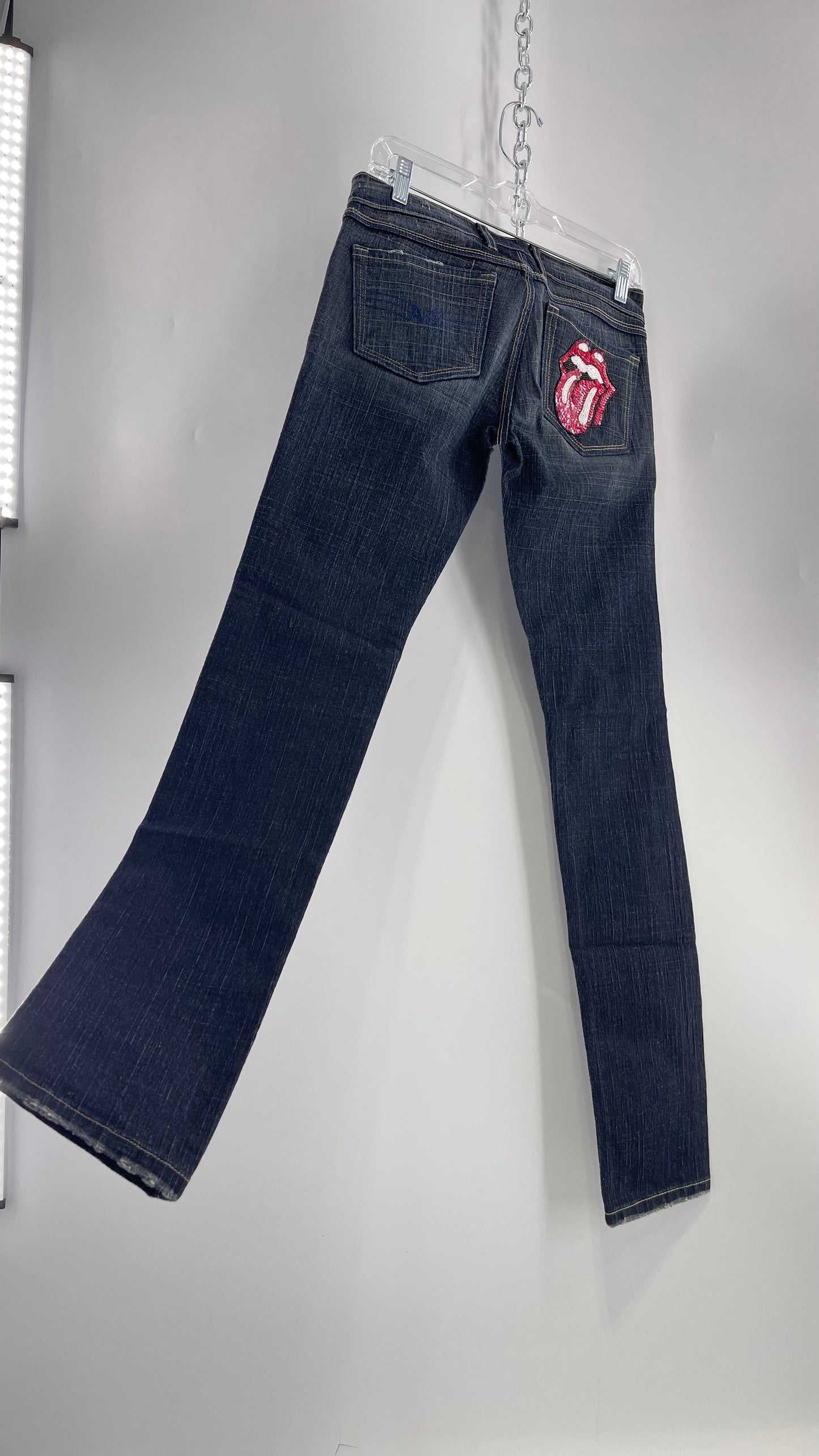 Vintage Smart AS JEANS Dark Wash with Grain and Embroidered/Embellished Kiss Rock Logo (28)