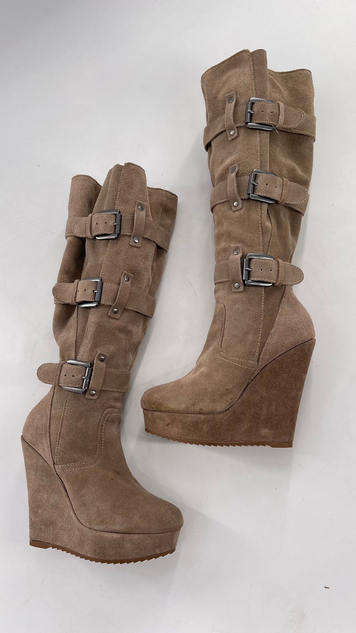 Vintage Bakers Genuine Suede Leather Gray/Tan Wedge Platform Knee High Boots with Gun Metal Buckles (6)