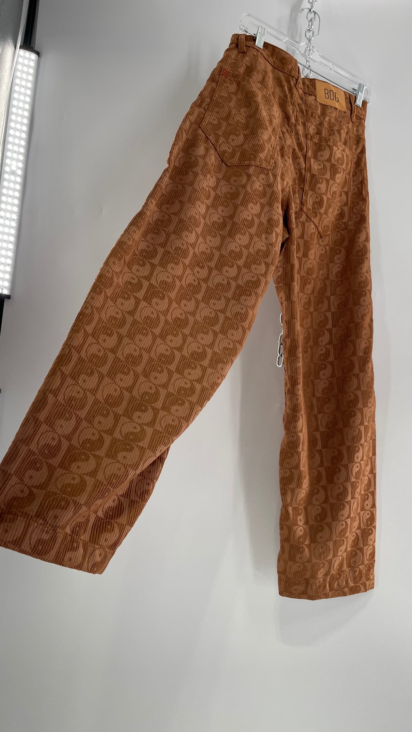 BDG Corduroy Checkered Ying Yang Straight Legs (28)