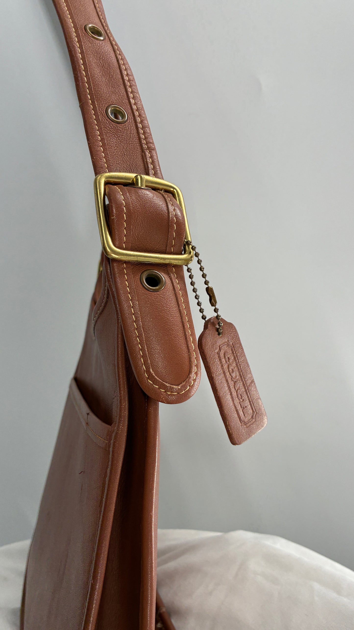 Vintage COACH Brown Leather Legacy Cross Body Shoulder Purse