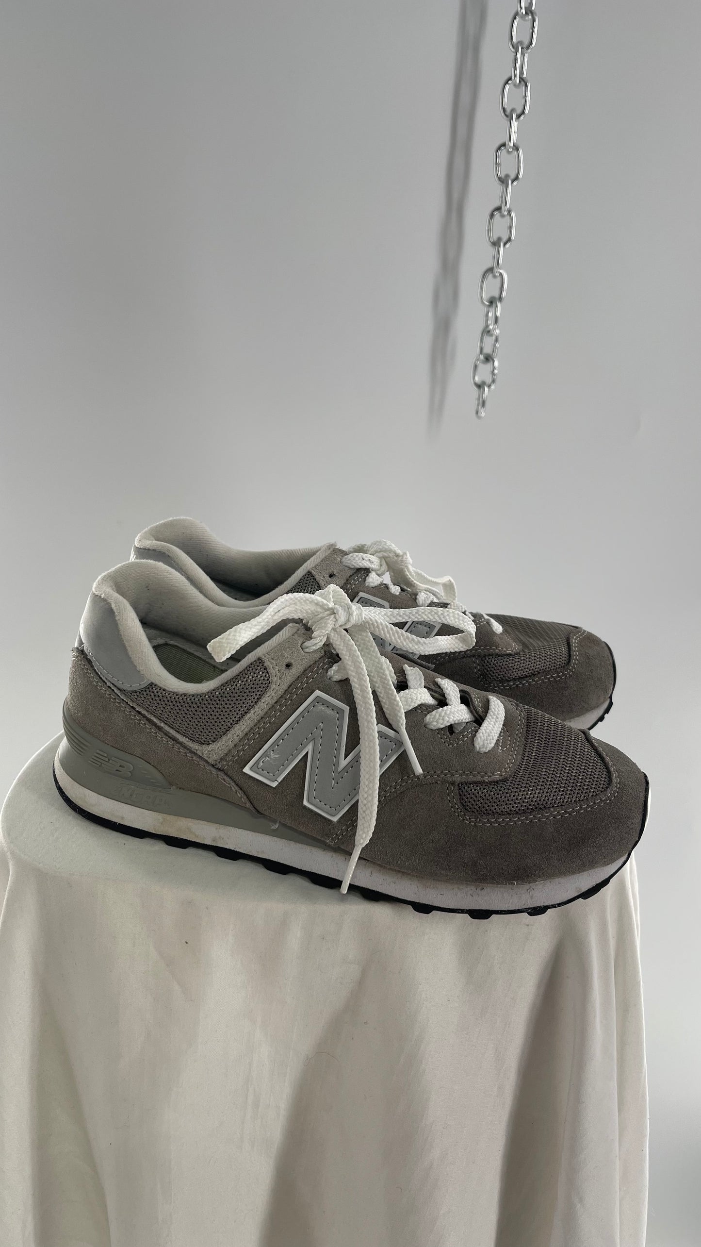 Vintage Nike New Balance 574 Unisex Gray Sneakers (8)