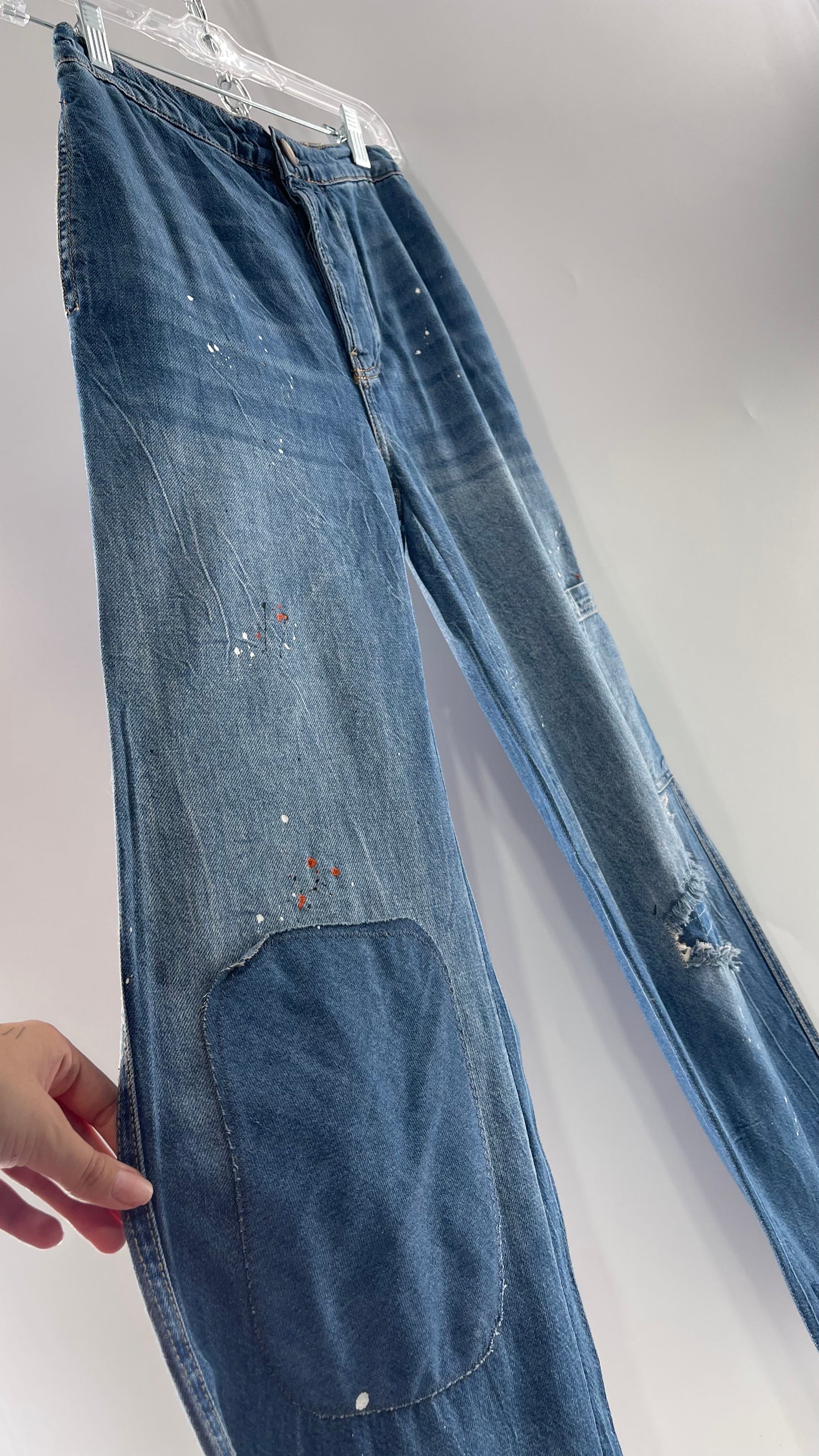 Free People Paint Splash Cargo/Carpenter Starving Artist Slouchy Medium Wash Jeans (24)