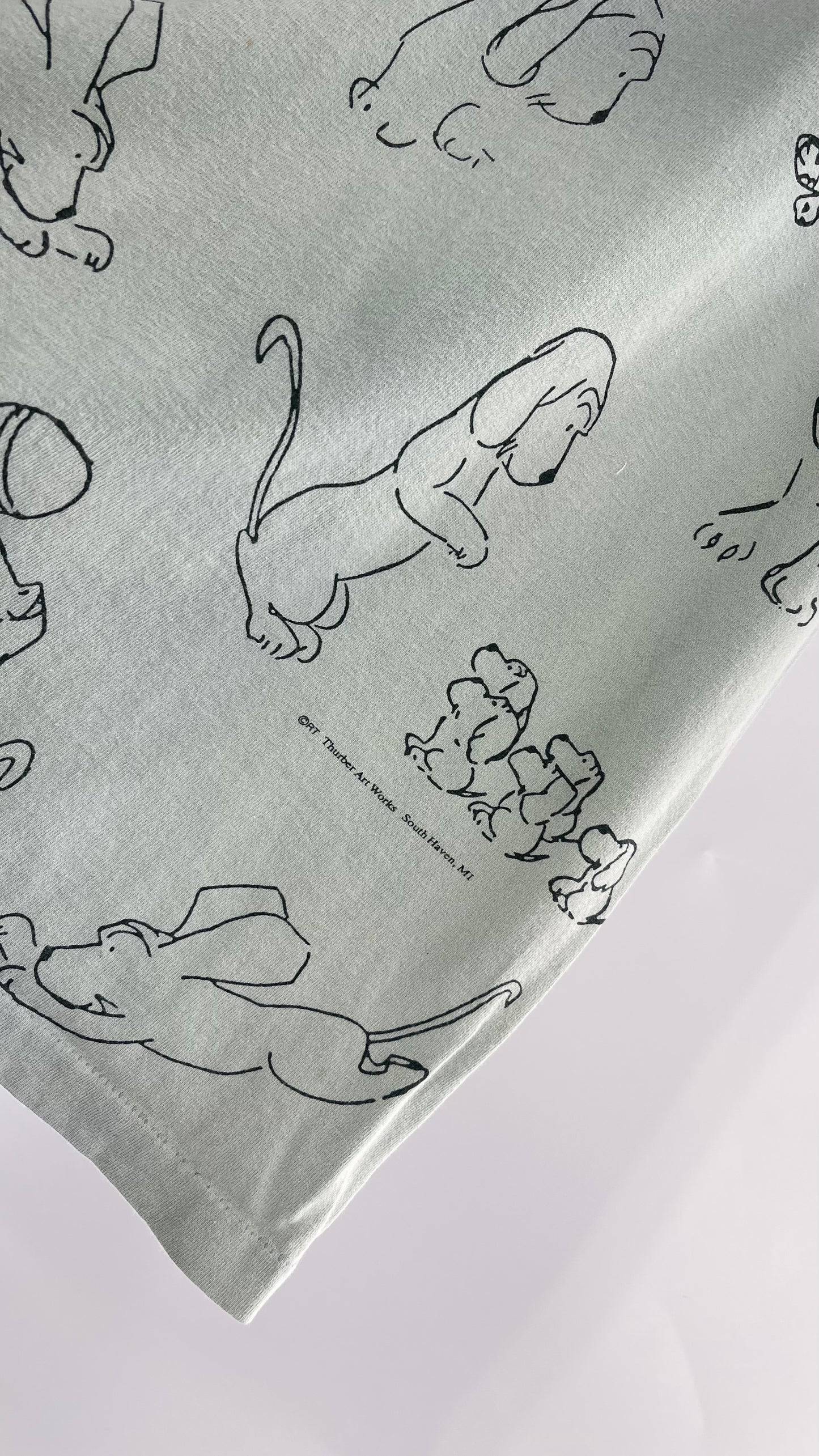 Vintage James Thurber Light Sage Nostalgic Puppy Doodle Comic Sketch T Shirt (XL)
