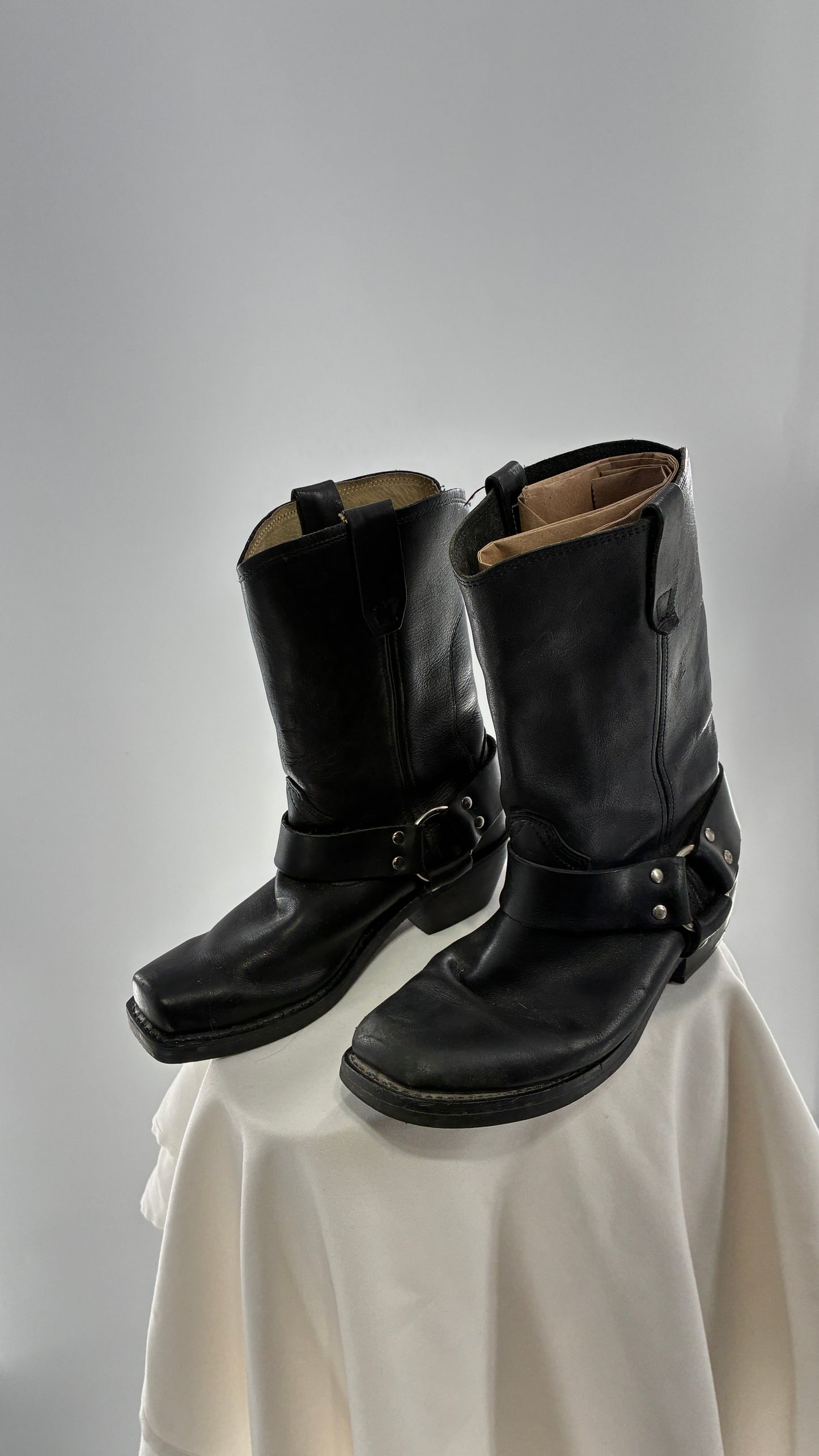 Vintage Mismatched Black Heavy Duty Leather Motorcycle Boots (8,9?)