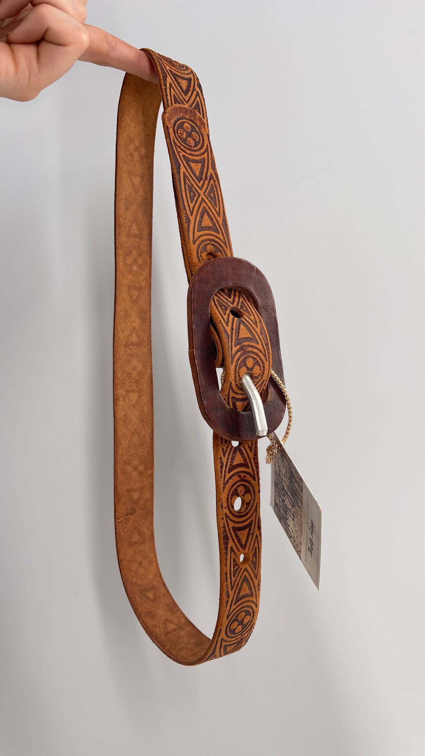 Vintage 1970s Engraved and Embossed Leather Bohemian Belt (Small)