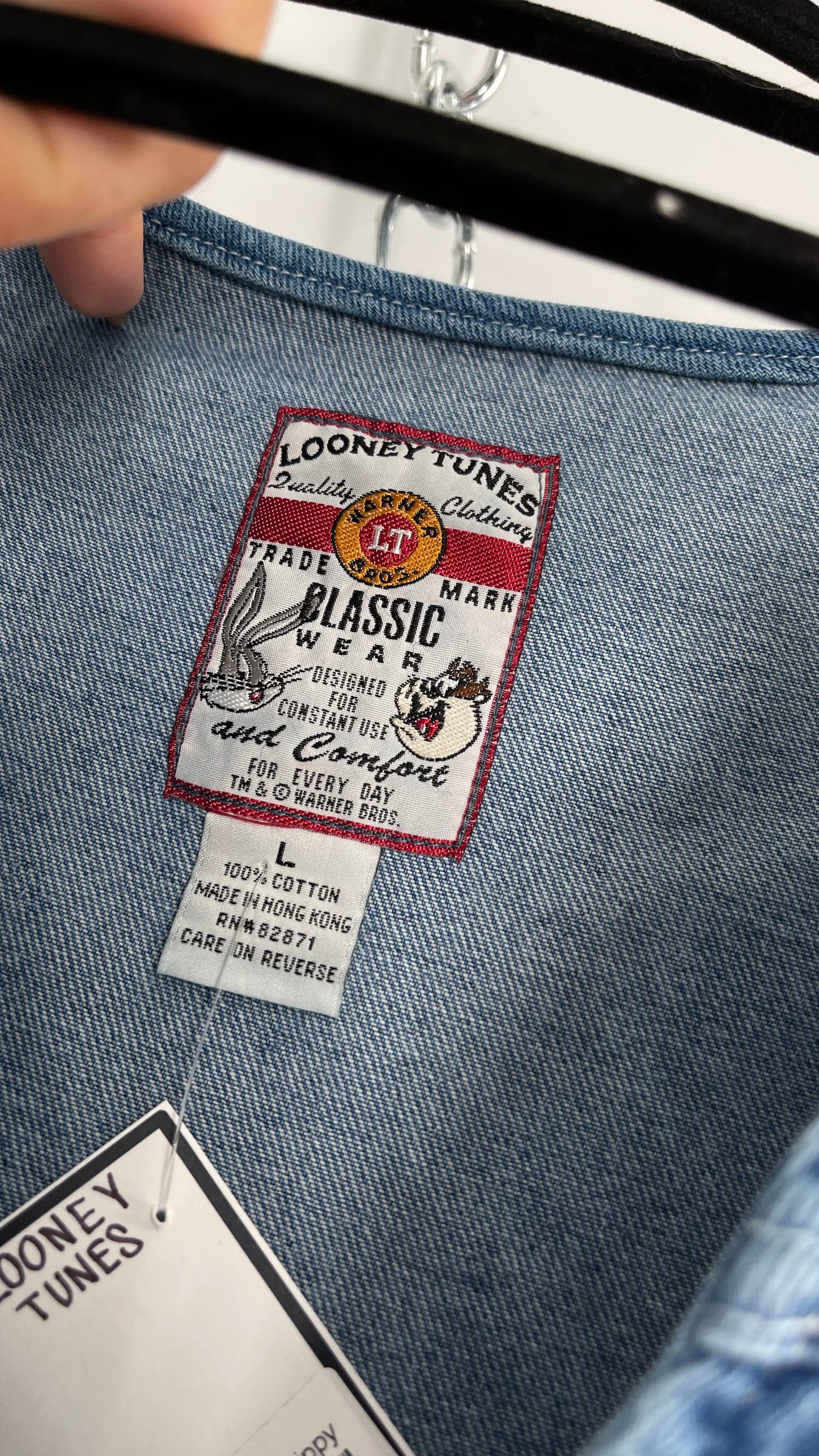 Vintage Looney Tunes Denim Vest with Embroidered Characters (Large)