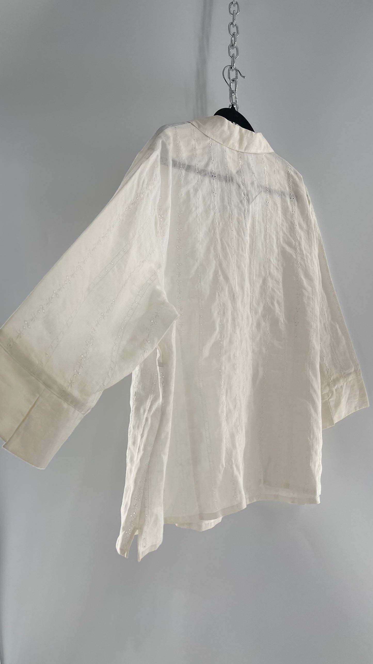 Sarah Spencer Off White 100% Embroidered Linen Blouse with Tags Attached (3X)