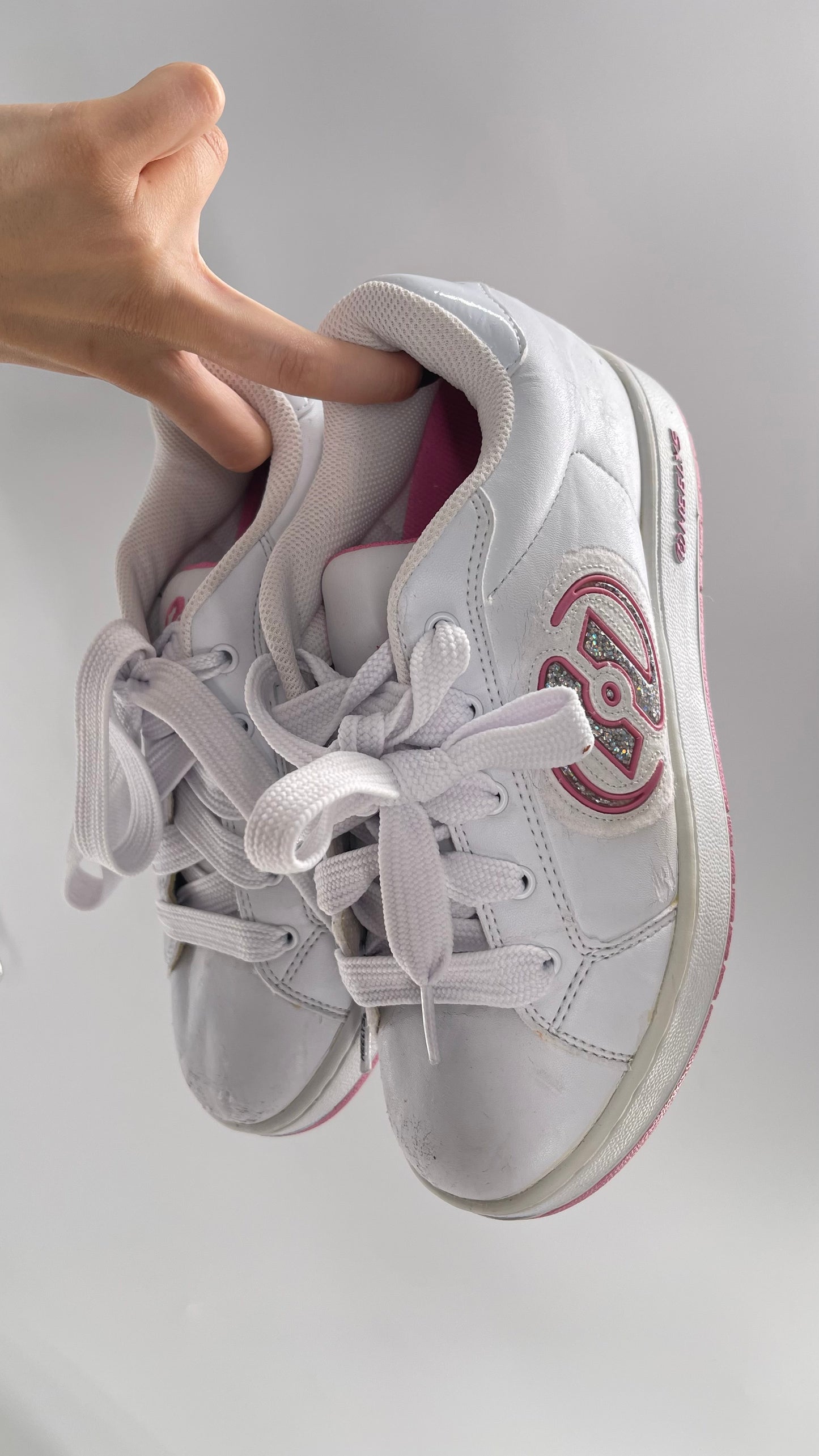 Vintage Scuffed Up White Pink Glitter Heelys (7)