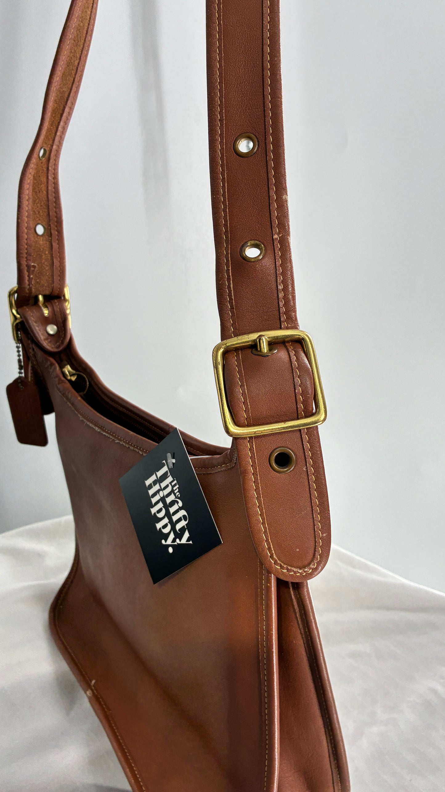 Vintage COACH Brown Leather Legacy Cross Body Shoulder Purse