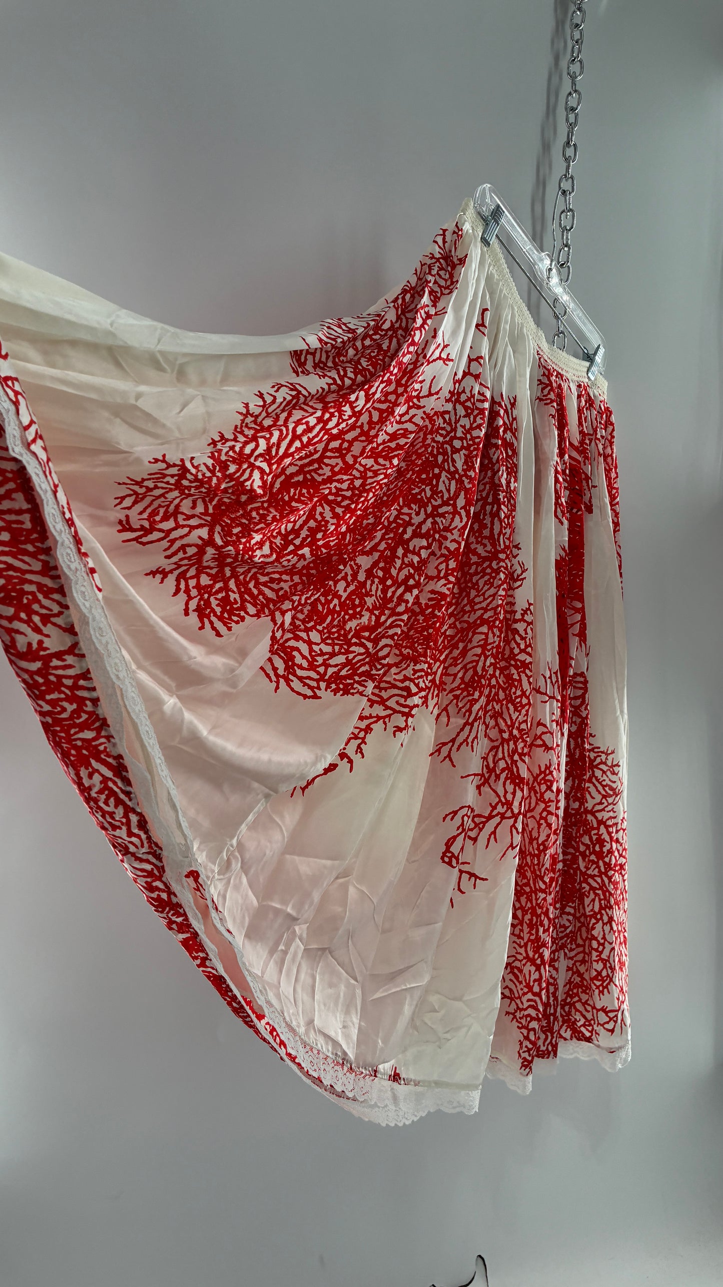 Handmade Vintage Full Length Voluminous Silky Skirt with Red Design (Large)