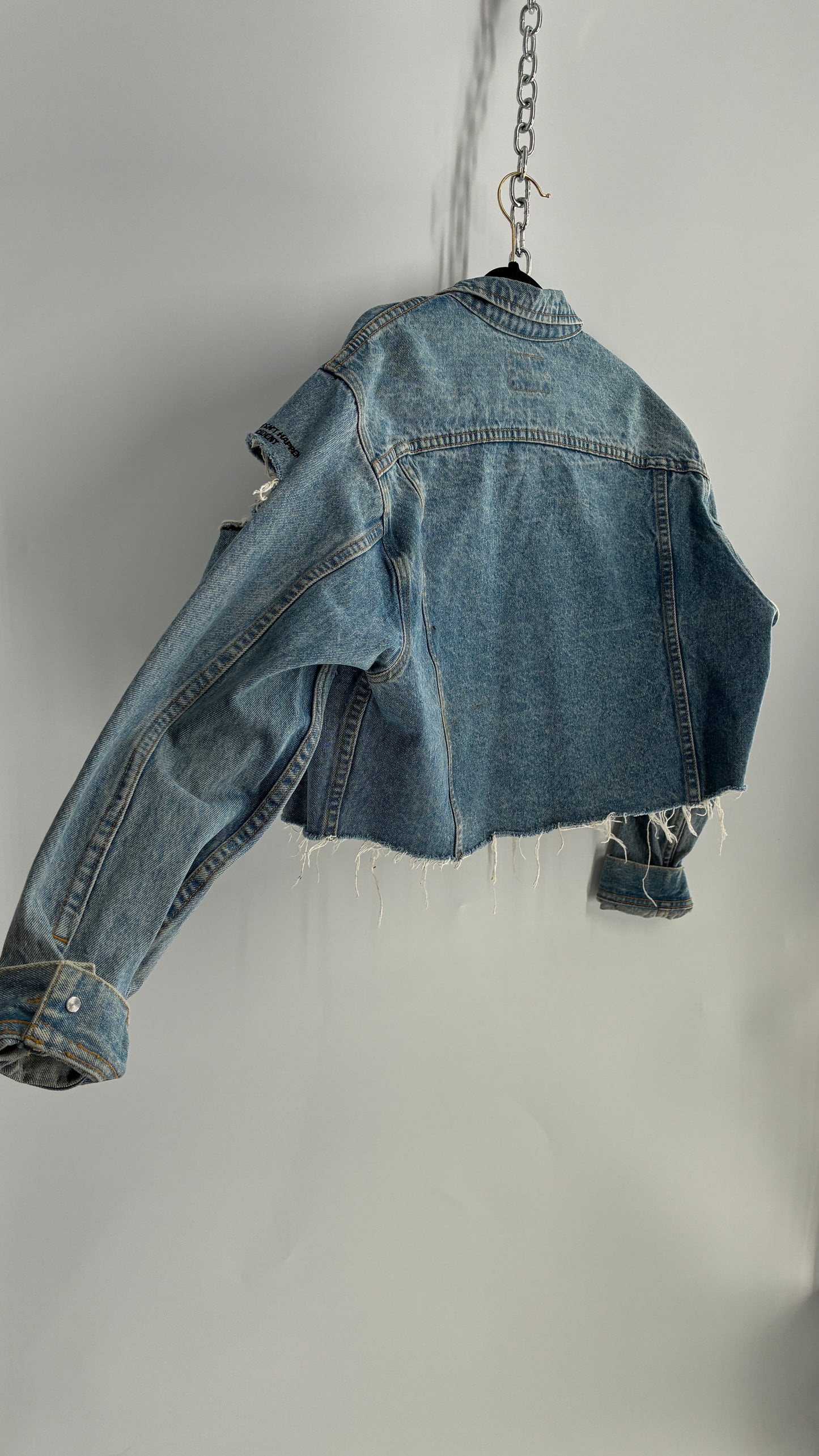 Vintage LEE Distressed Denim Cropped Jacket (Medium)