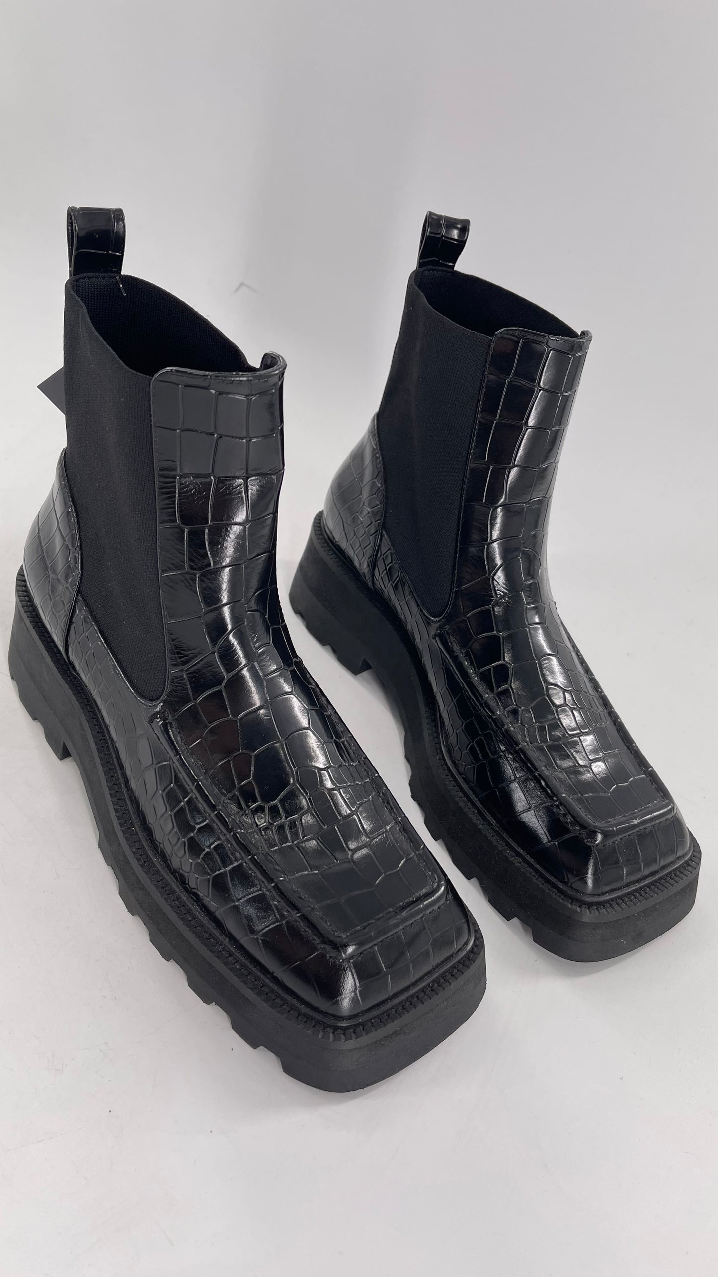 INTENTIONALLY Black Patent Crocodile Embossed Extreme Square Toe Boots (10)