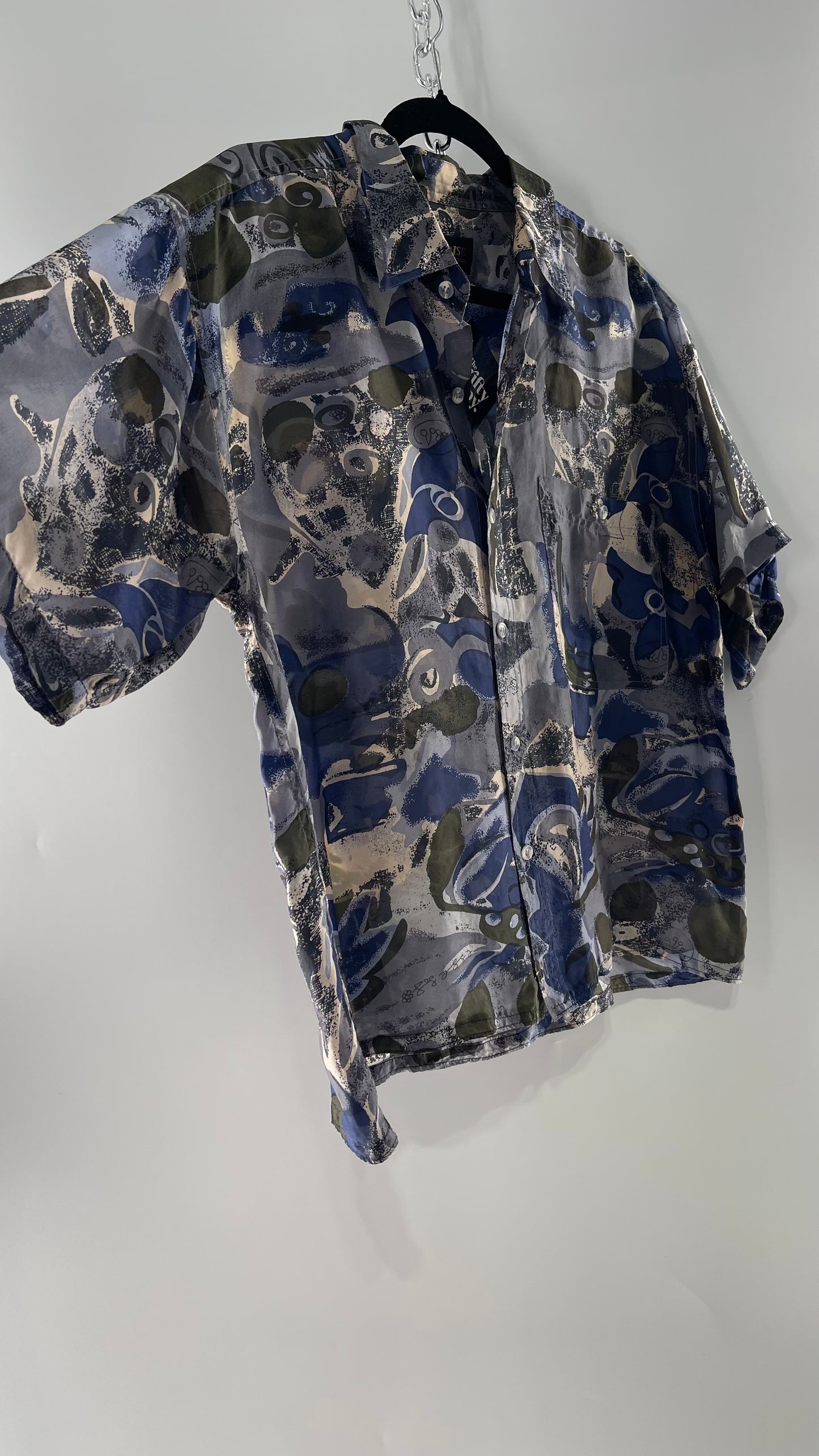 Vintage SURPRISE 100% Silk Blue Green Patterned Short Sleeve Button Up (Medium)