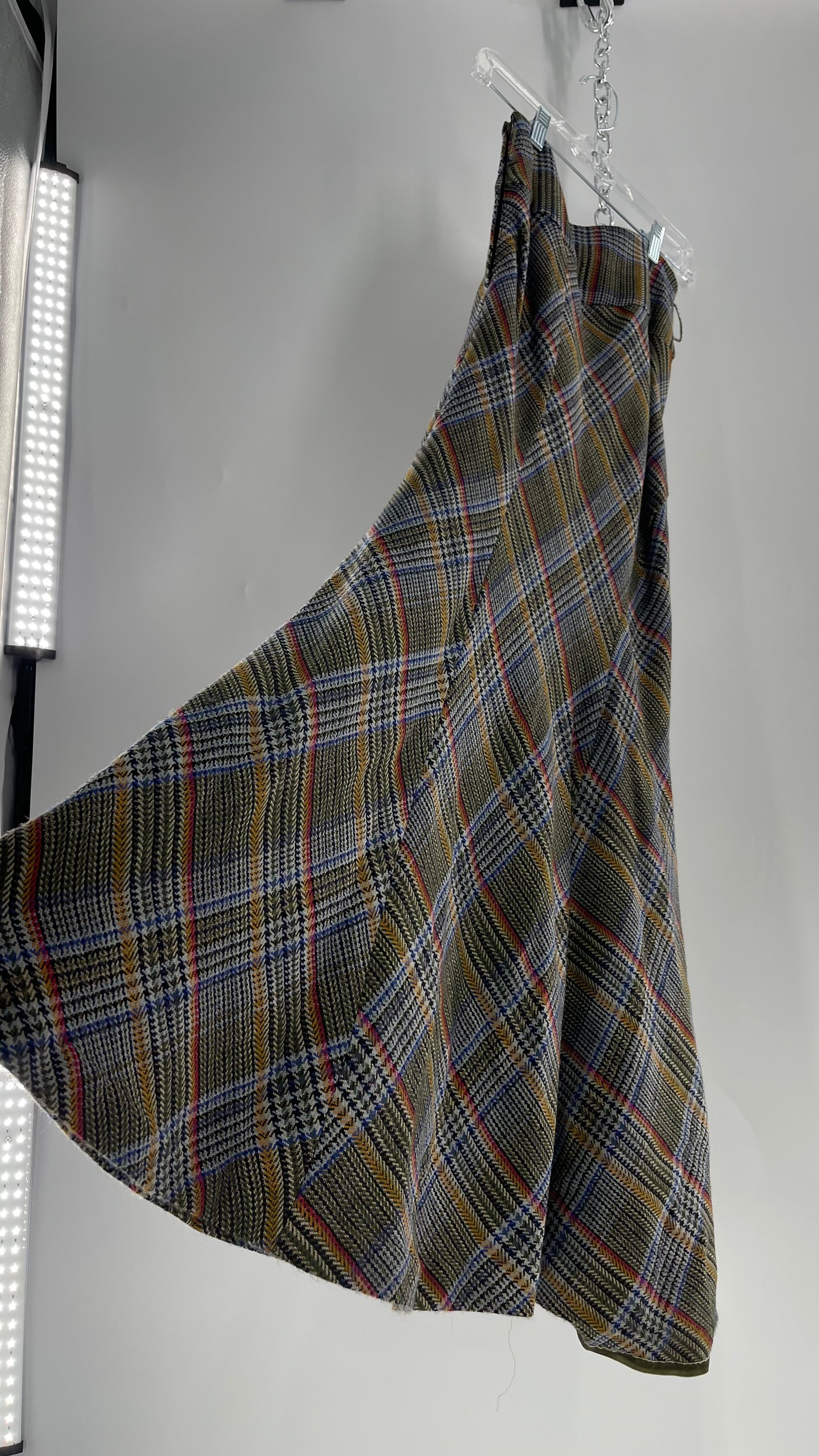 Elevenses 87% Wool Plaid Asymmetric Swirl Seam and Pleated Voluminous Hem (0)
