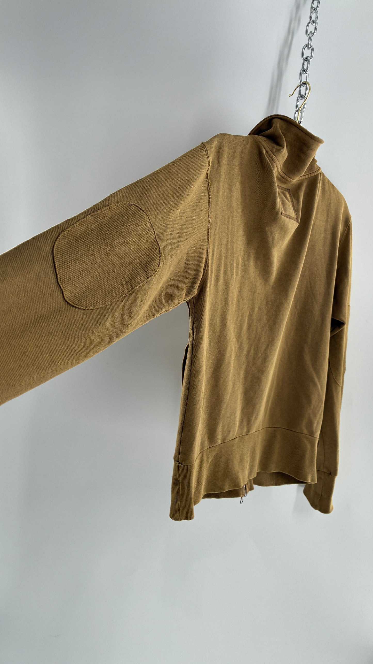 Vintage Cabela’s Tan Zip Front with Patch Details and 2000s Graphic (Large)