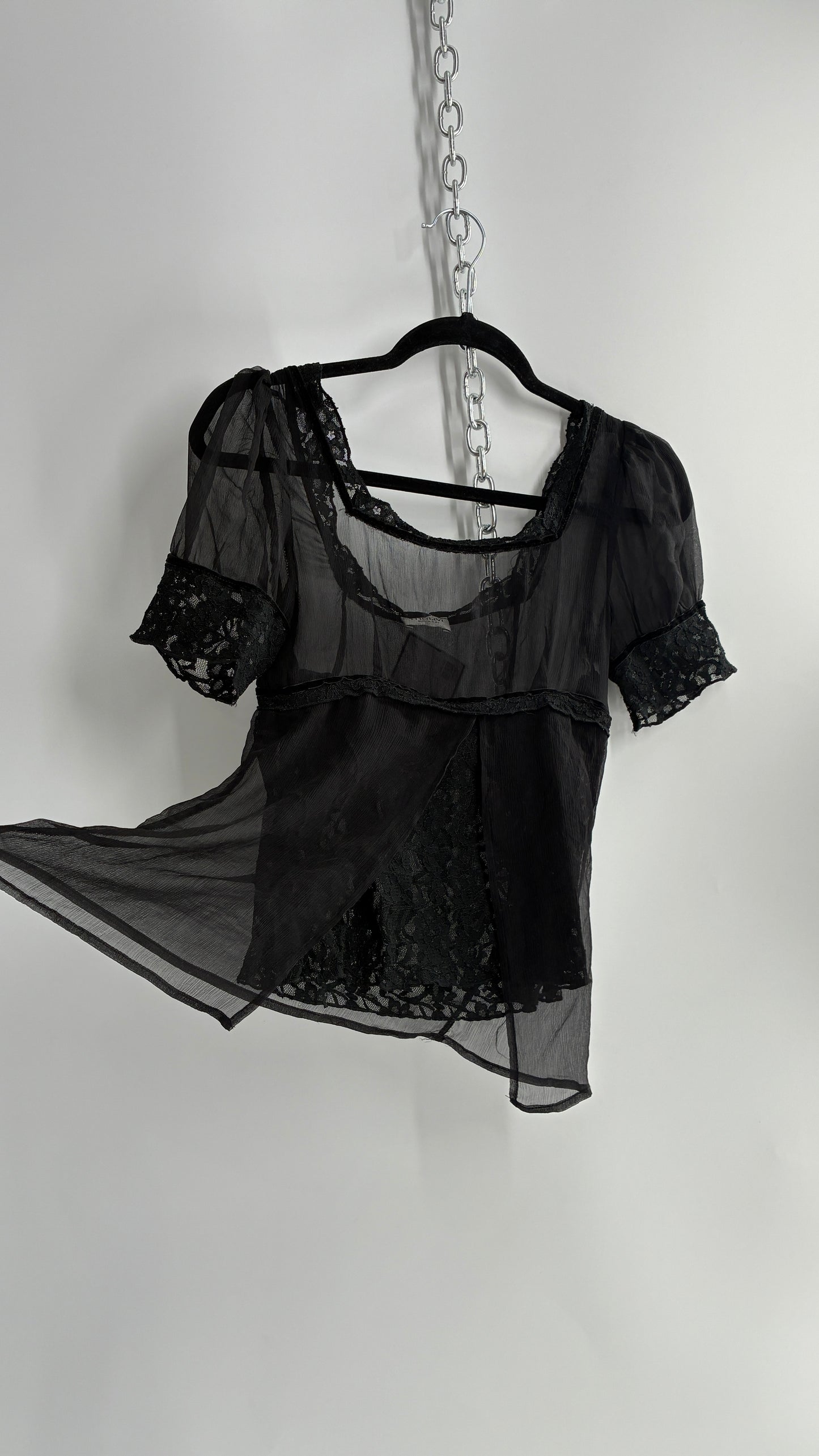 Vintage MÖTIVI Pure Silk Blouse with Lace Bodice, Vented Detail and Velour Trim (4)