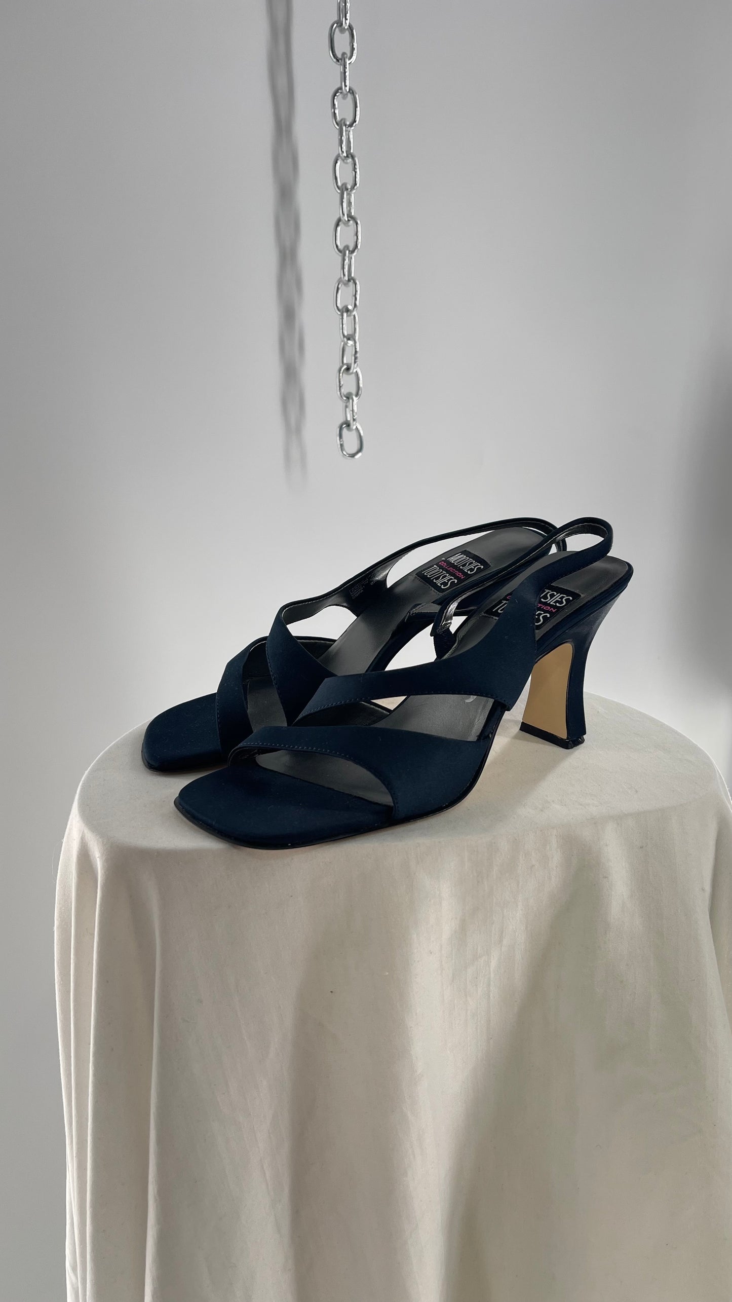 Vintage 1990s Mootsies Tootsies Strappy Satin Square Toe Kitten Heel (8)