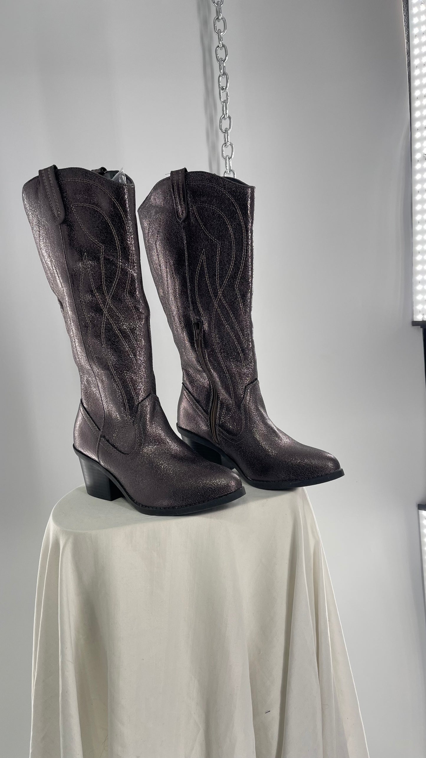 Vintage POP Metallic Silver Knee High Cowgirl Boots with Pointed Toe (6)