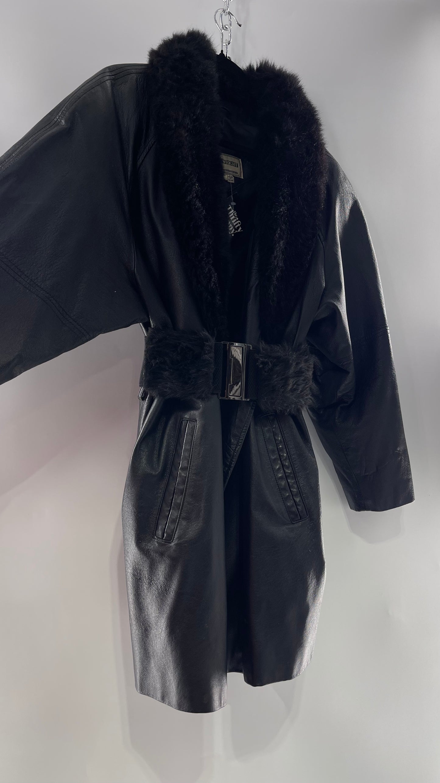 FITZWRIGHT Vintage Black Leather Coat with New Zealand Opposum Fur Collar and Faux Fur Belt (C)(Large)