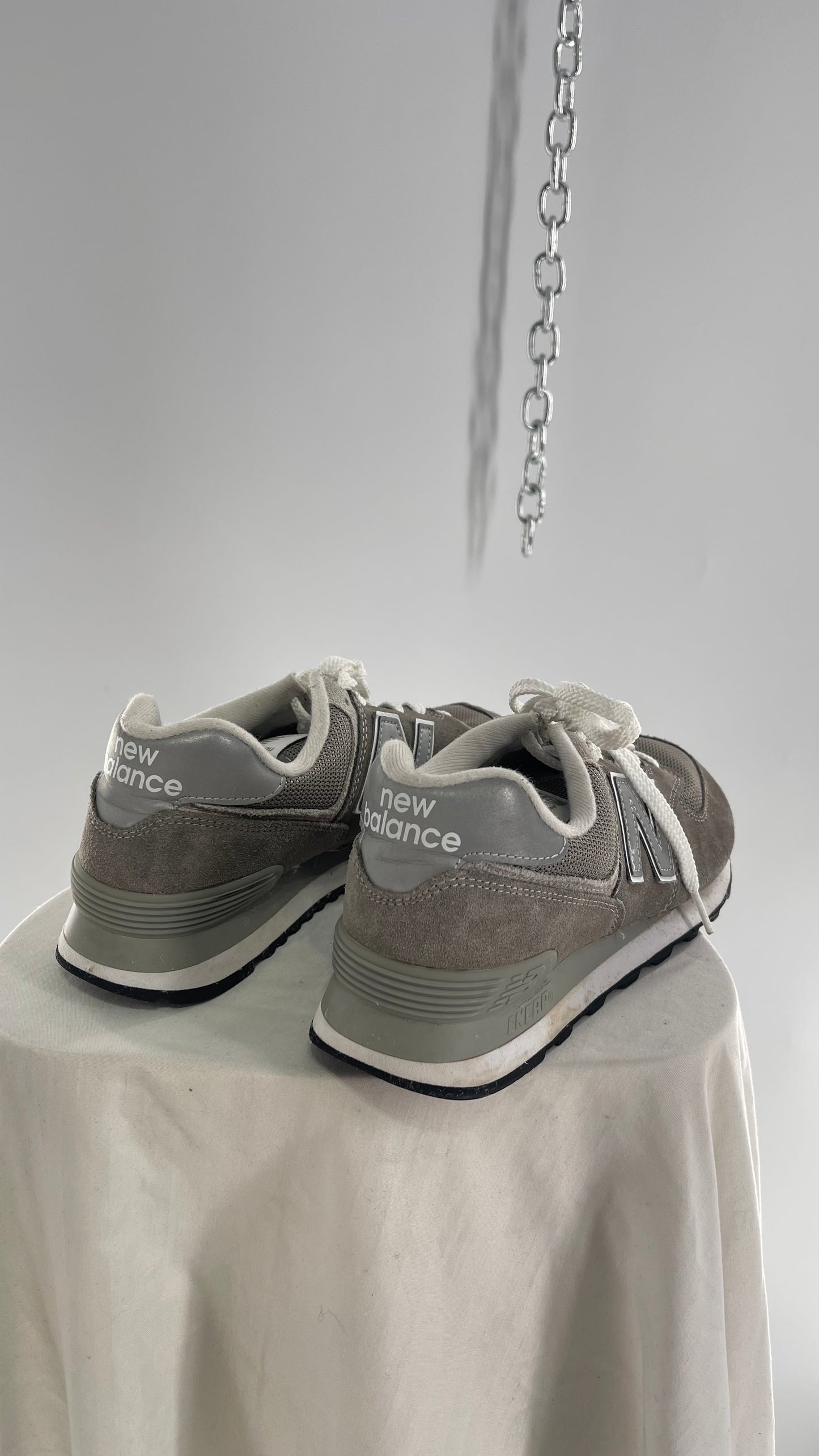 Vintage Nike New Balance 574 Unisex Gray Sneakers (8)