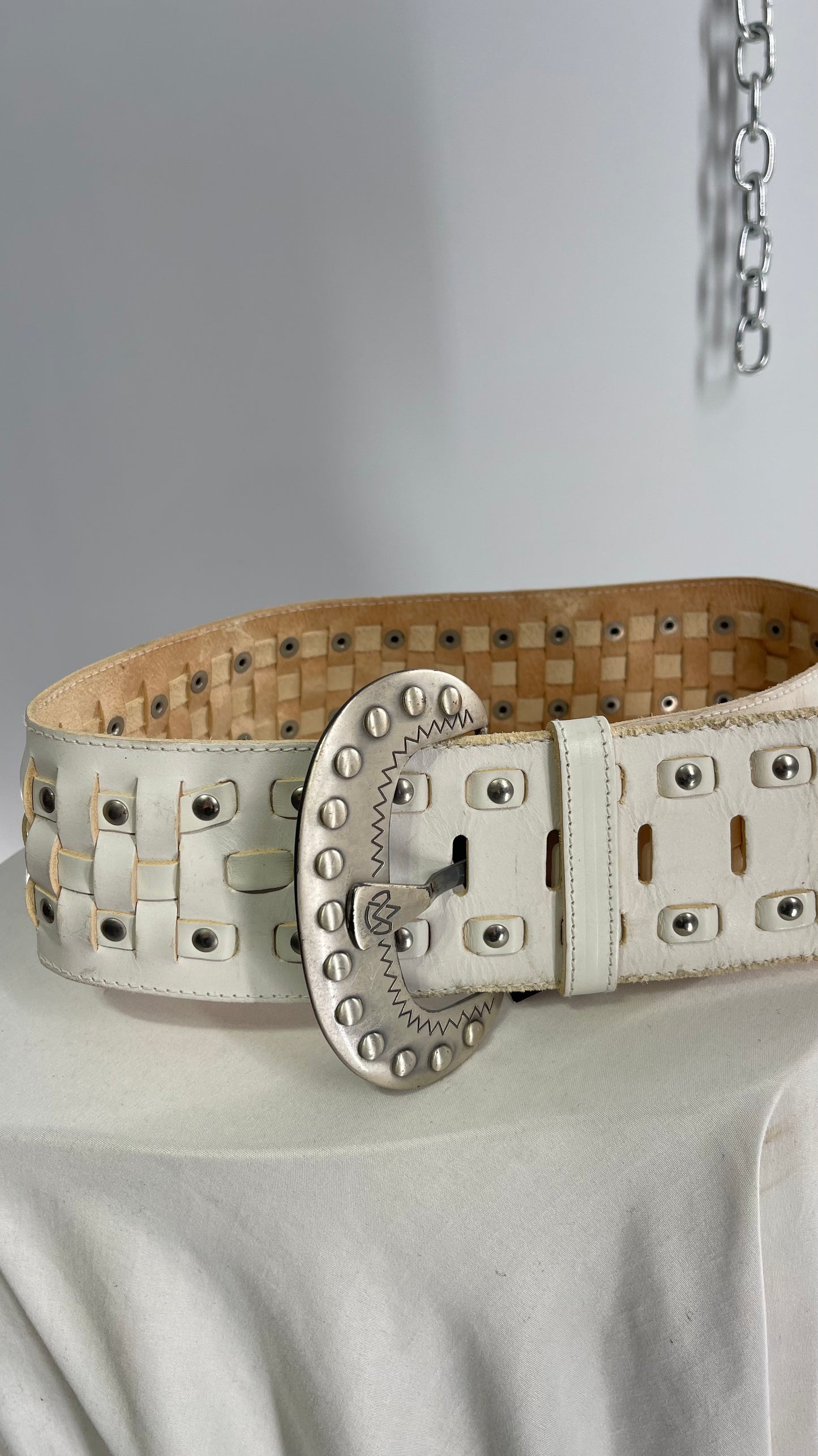 AVIÓN Wide Width Basket Woven Belt with Studs and Engraved Buckle (Small)