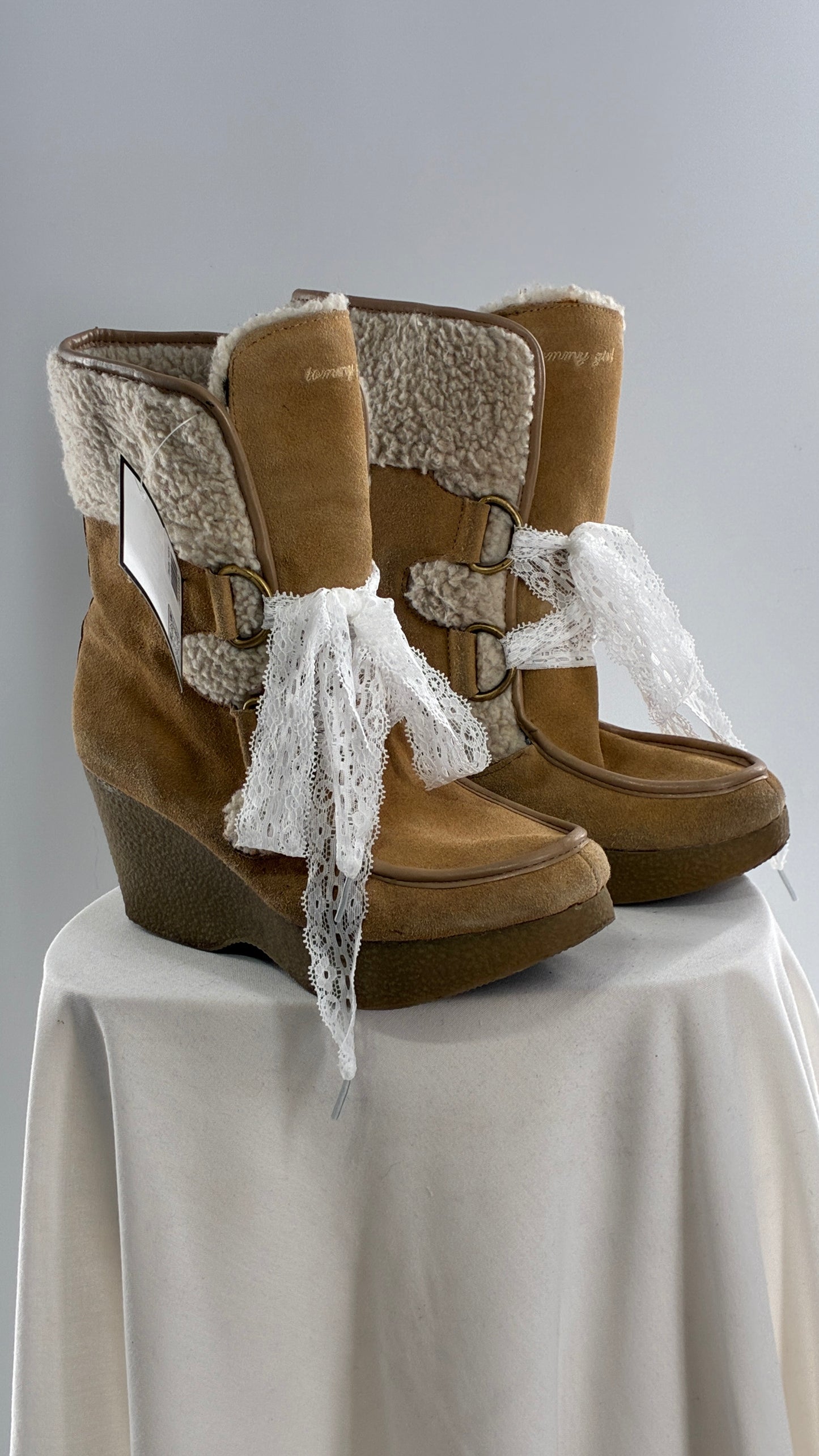 Vintage TOMMY GIRL Suede Leather Wedge Heels with Sherpa Details and Lace Trim Laces (8)