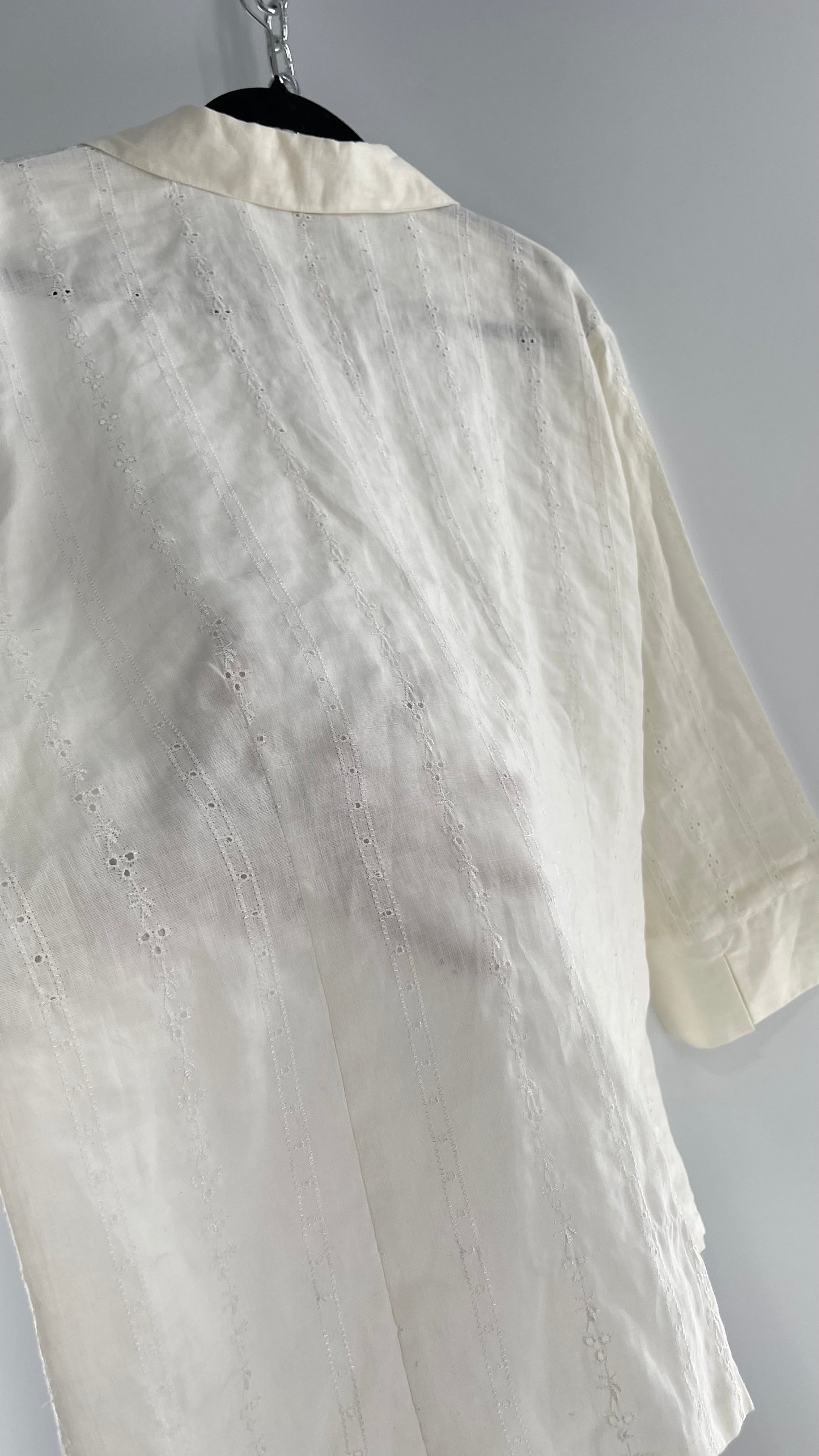 Sarah Spencer Off White 100% Embroidered Linen Blouse with Tags Attached (3X)