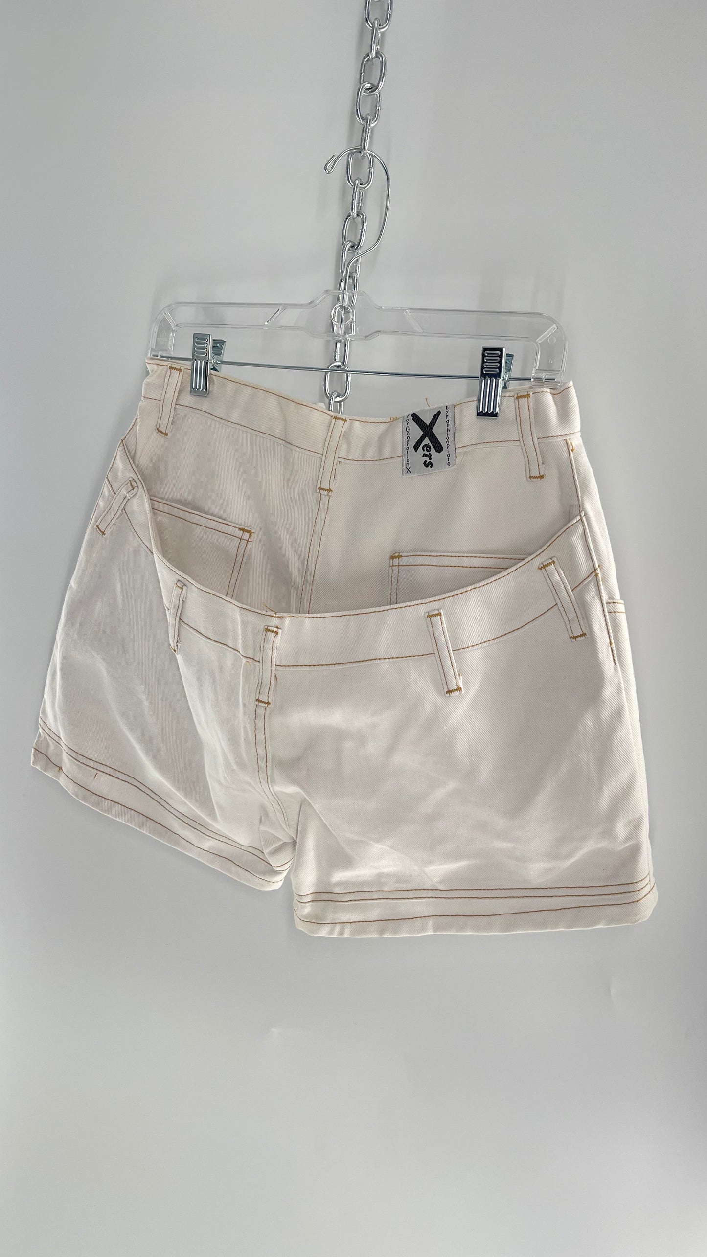 Vintage 1980s Generation X-ers White Contrast Stitch Shorts with Double Waistline on Bum (28)