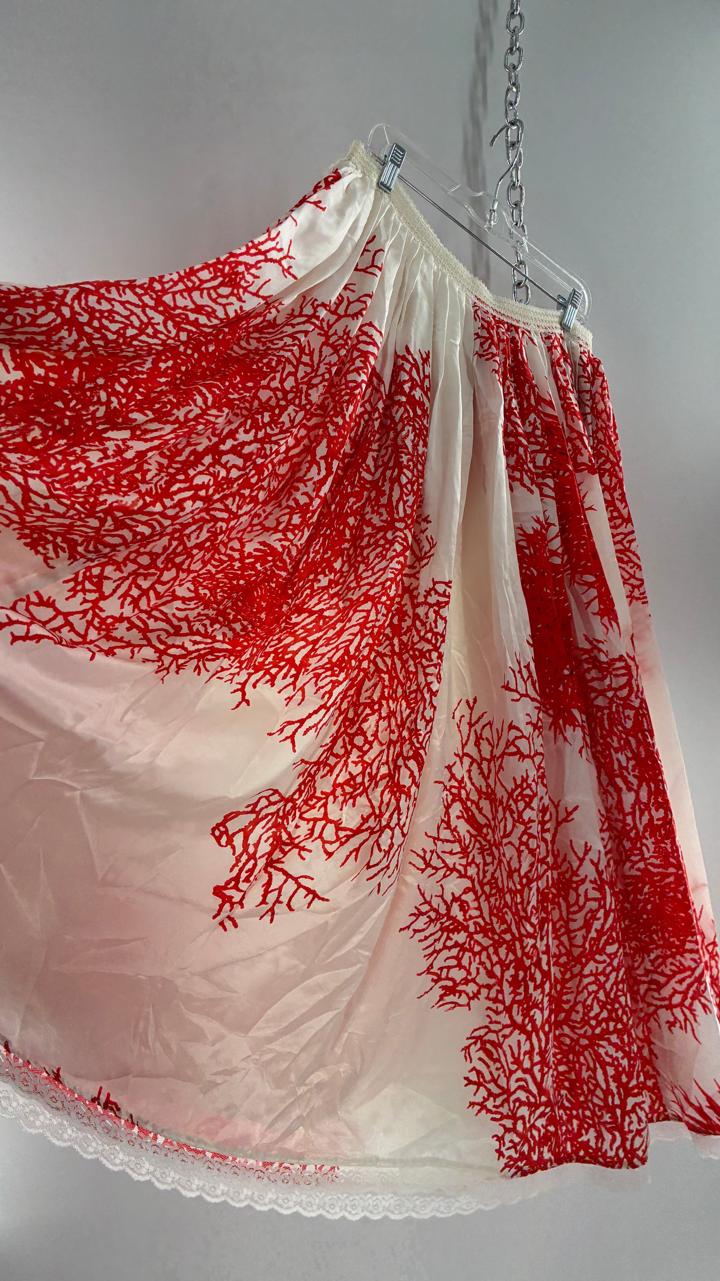 Handmade Vintage Full Length Voluminous Silky Skirt with Red Design (Large)