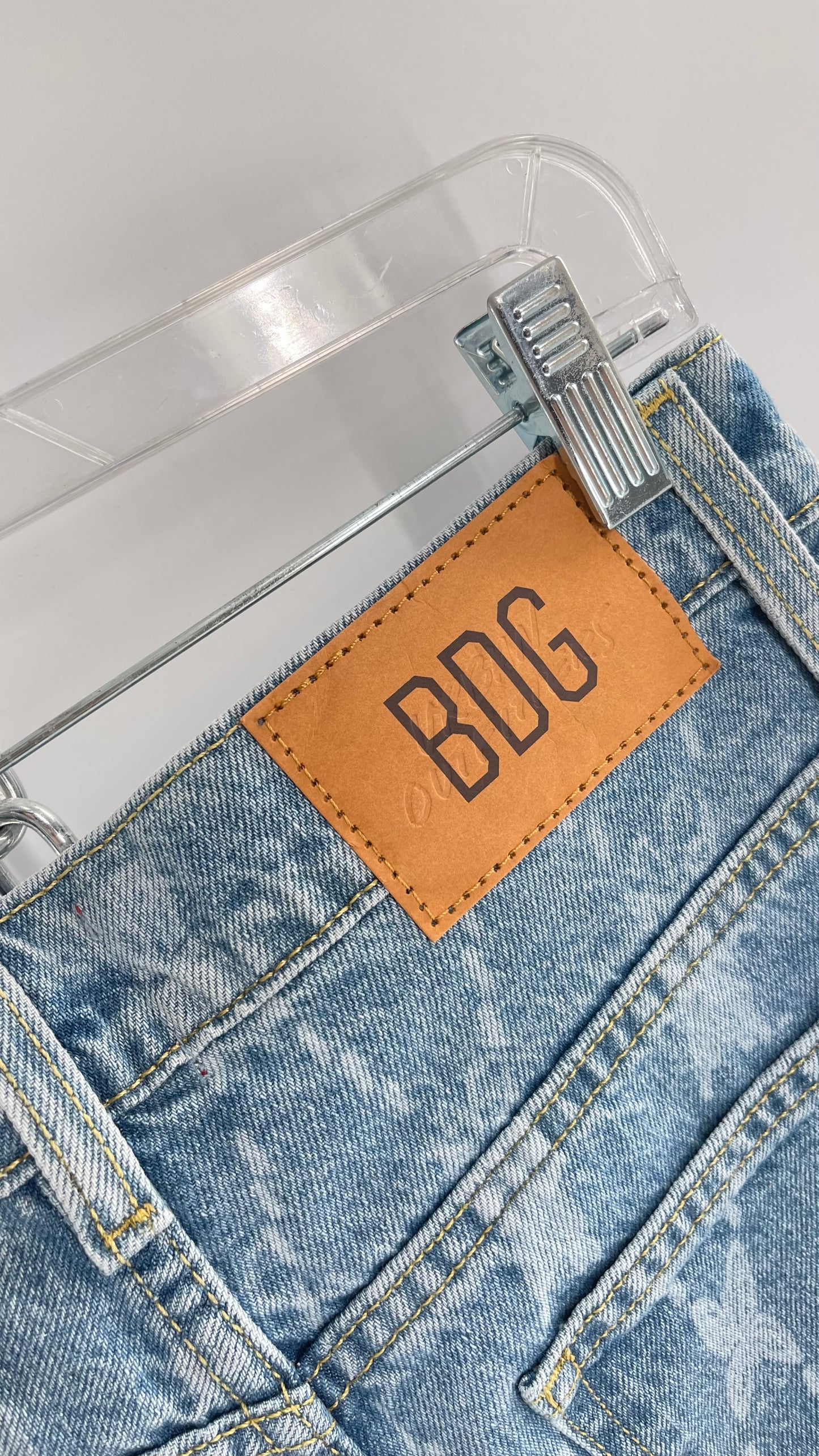 BDG Baggy Bleached Butterfly Jeans with Tags Attached (27)