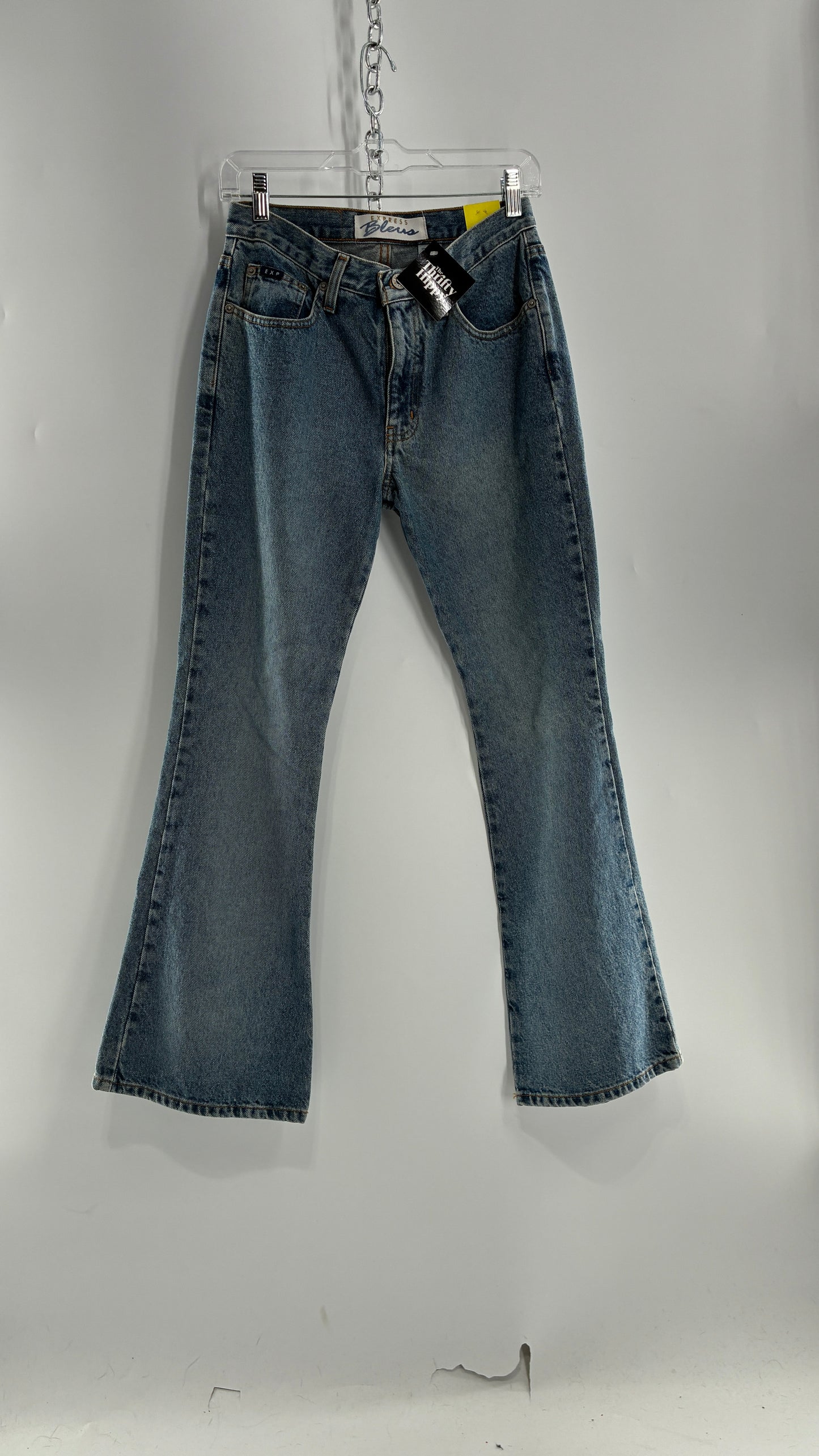 Deadstock Vintage Express Bleus Light Wash Short Flares Made in Mexico (5/6)
