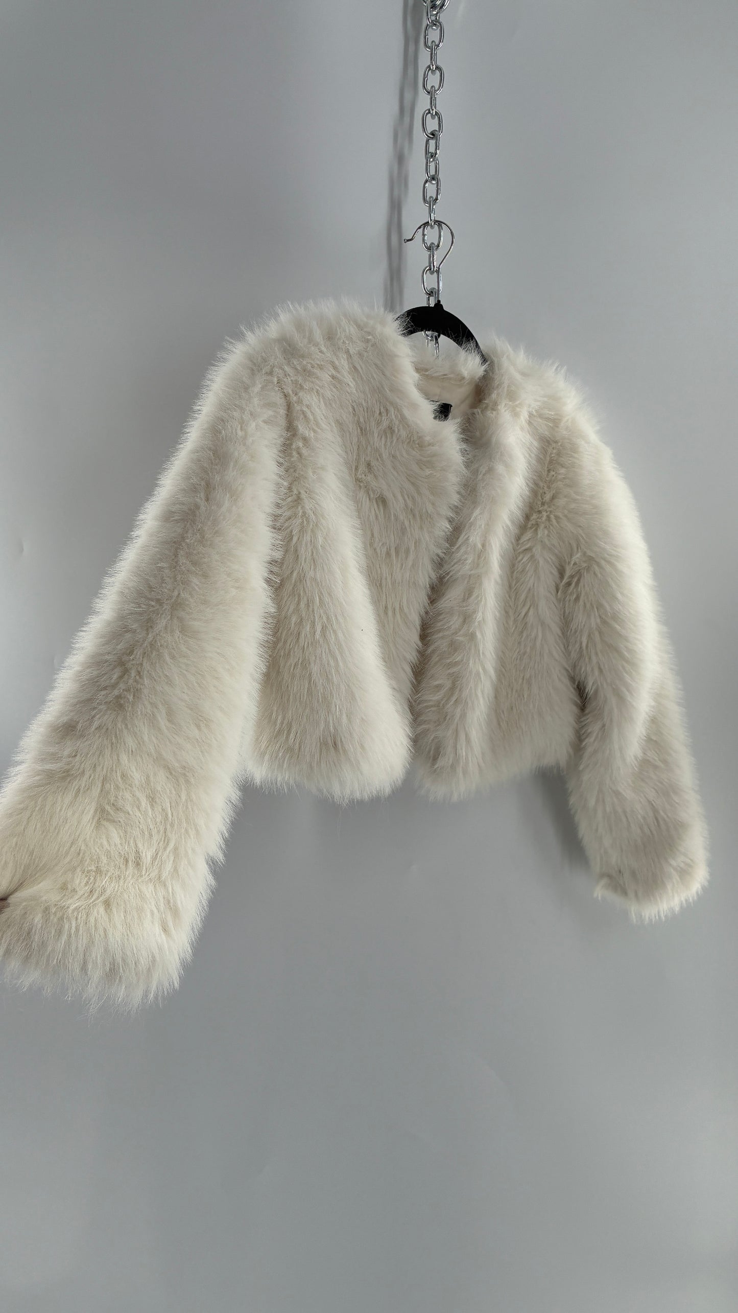 White Fluffy Cropped Jacket (Y14/XS/S)