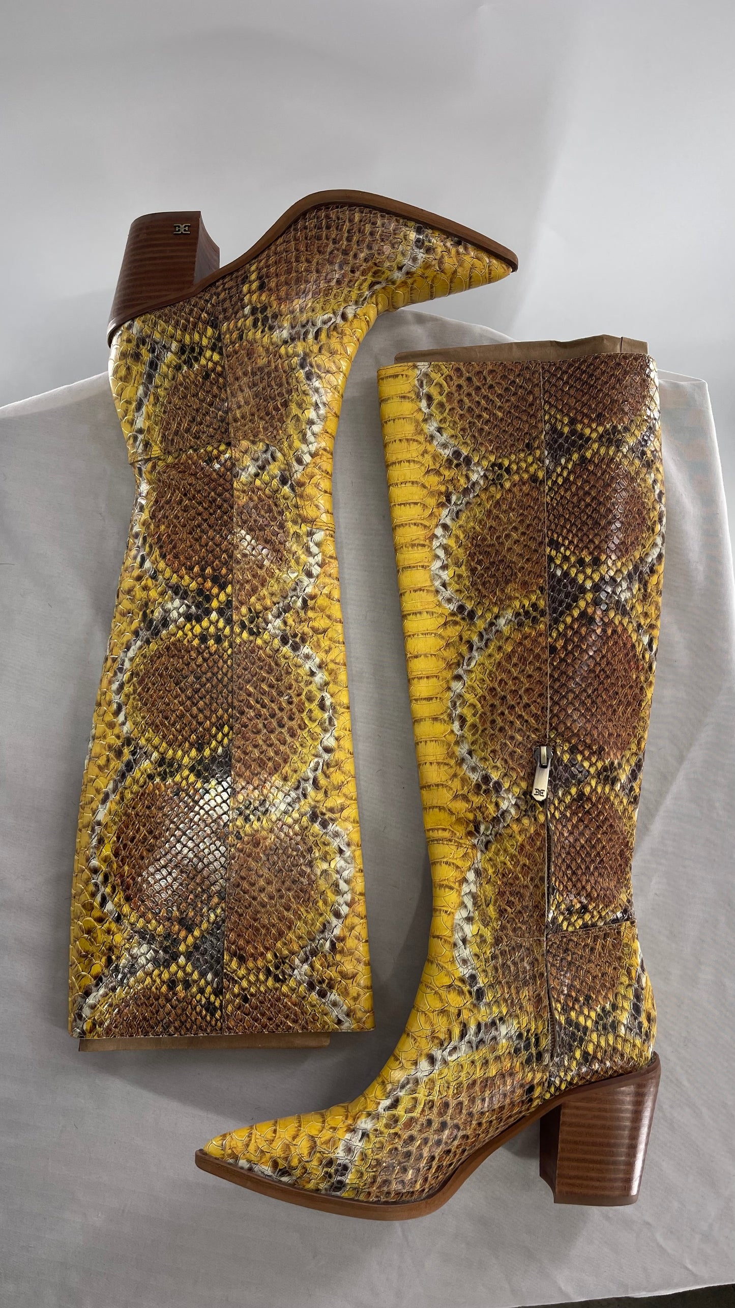 Sam Edelman Yellow Snakeskin Patterned Pointed Toe Knee High Boots (7)