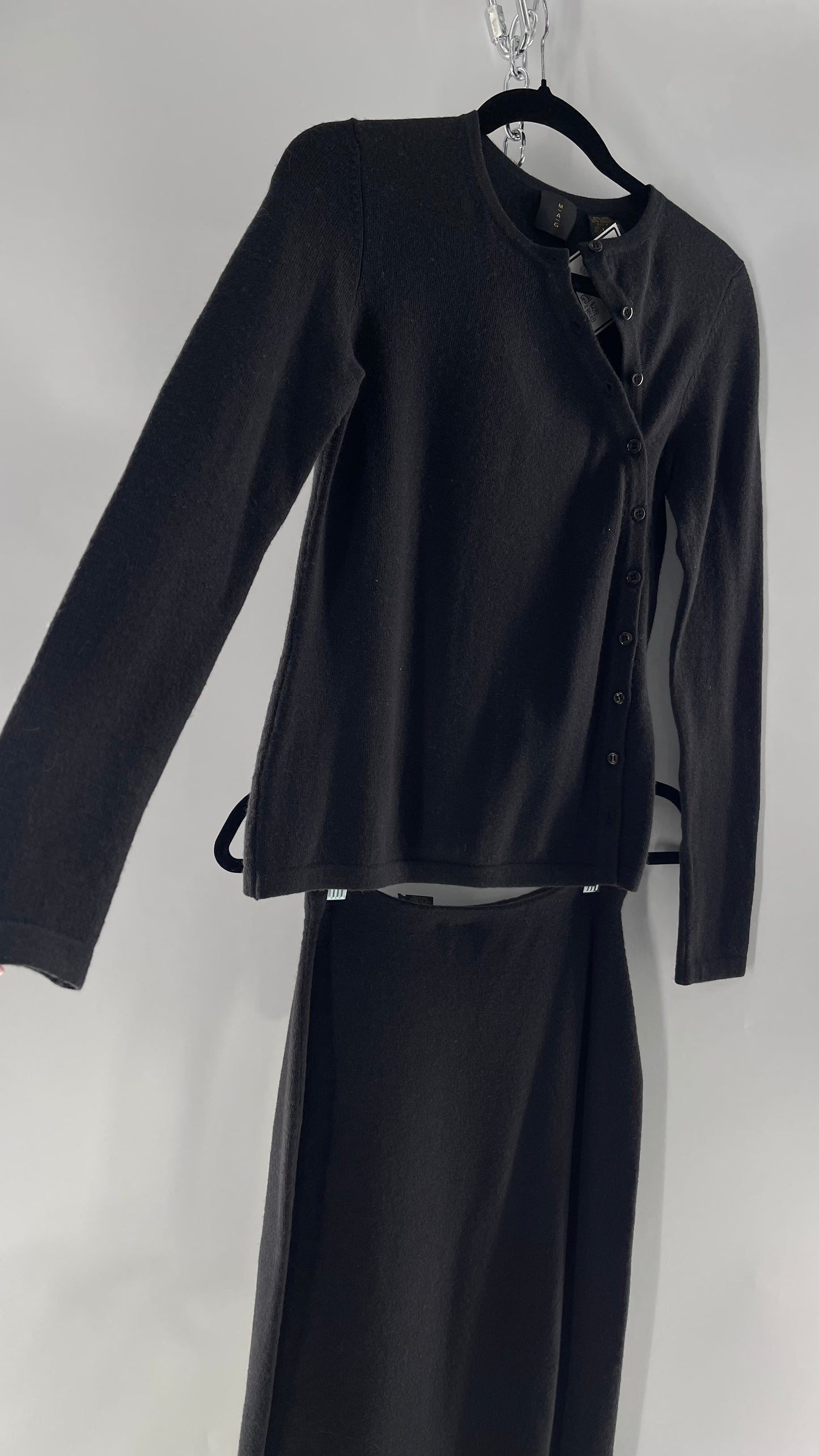 Vintage MAGASCHONI 80% Wool and 20% Spandex Black Button Front Long Sleeve and Midi Skirt (XS)