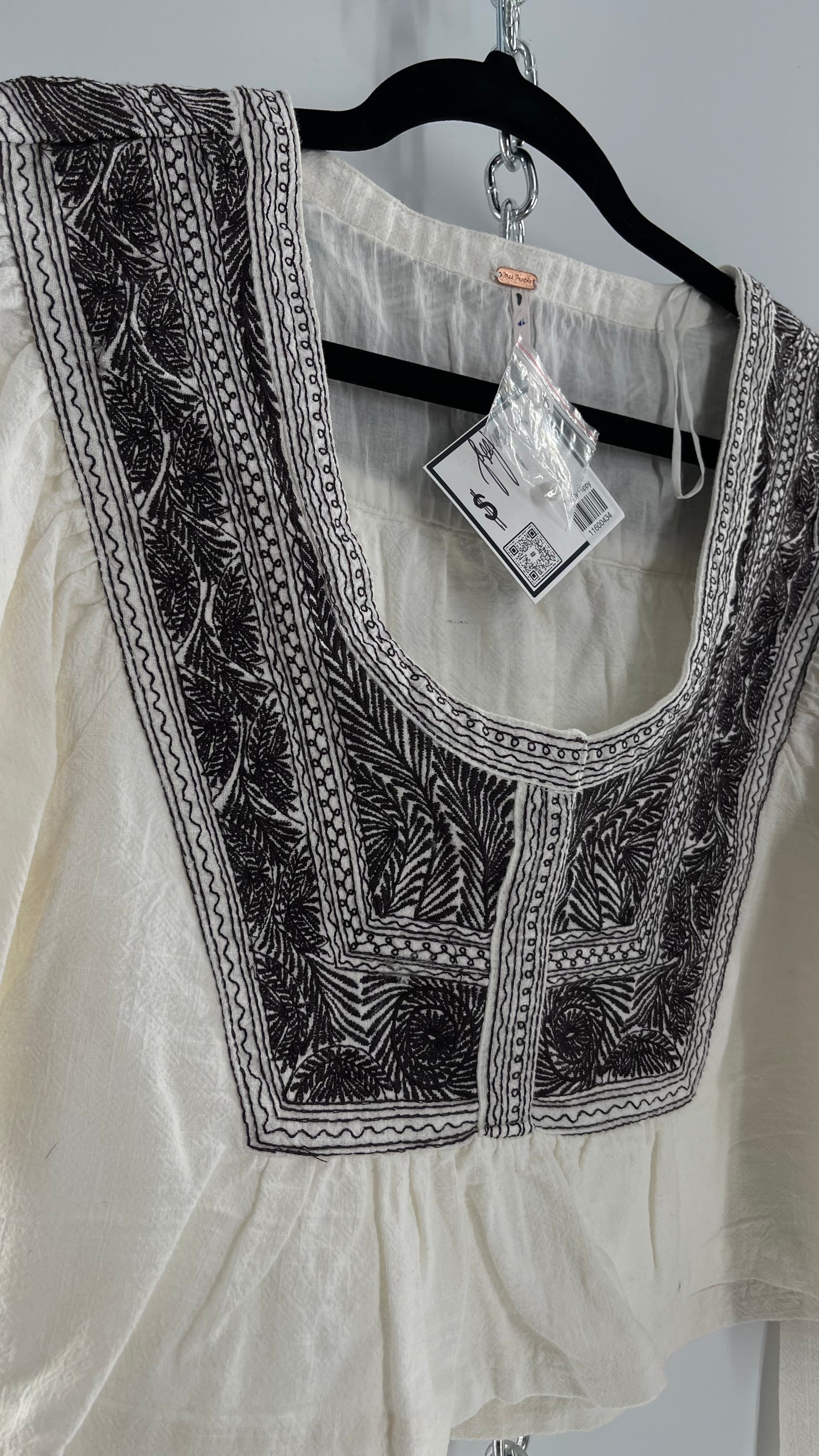 Free People White Thick Cotton Cropped Balloon Sleeve Blouse with Brown Embroidery (XS)