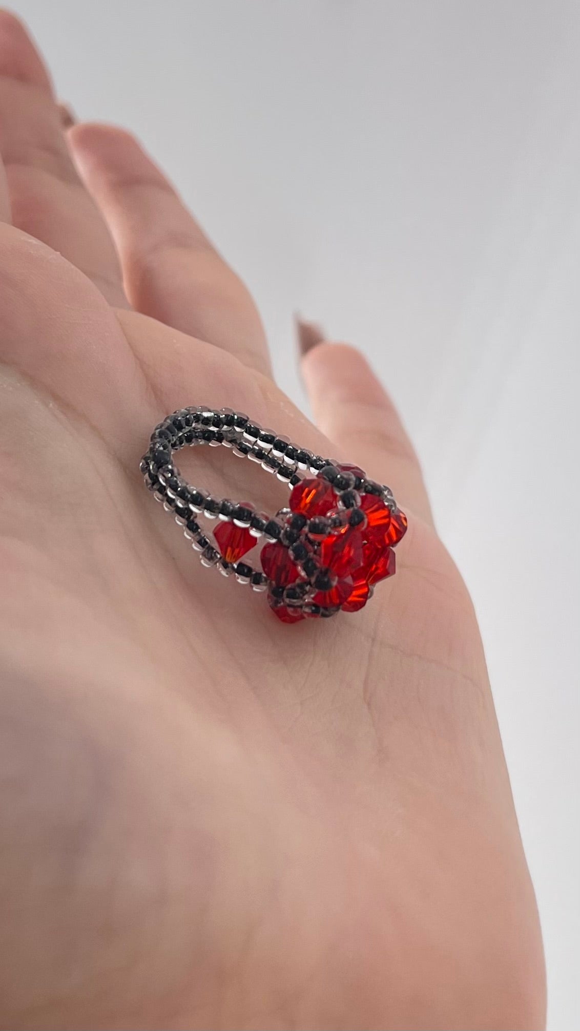 Vintage 1970s Red and Black Beaded Ring