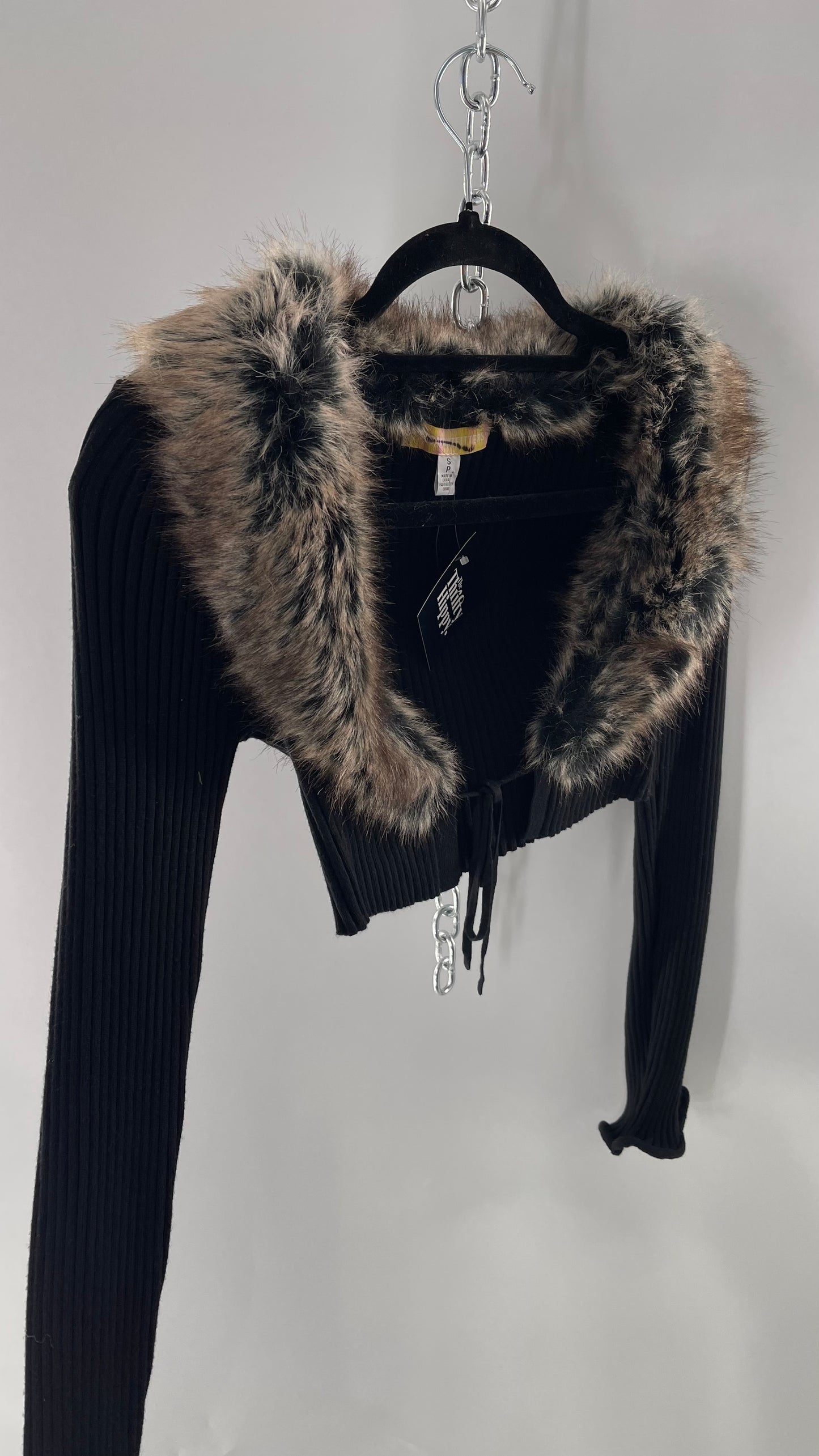 Urban Outfitters Black Knit Cardigan Izzy Ribbed Shrug with Faux Fur Collar (S)
