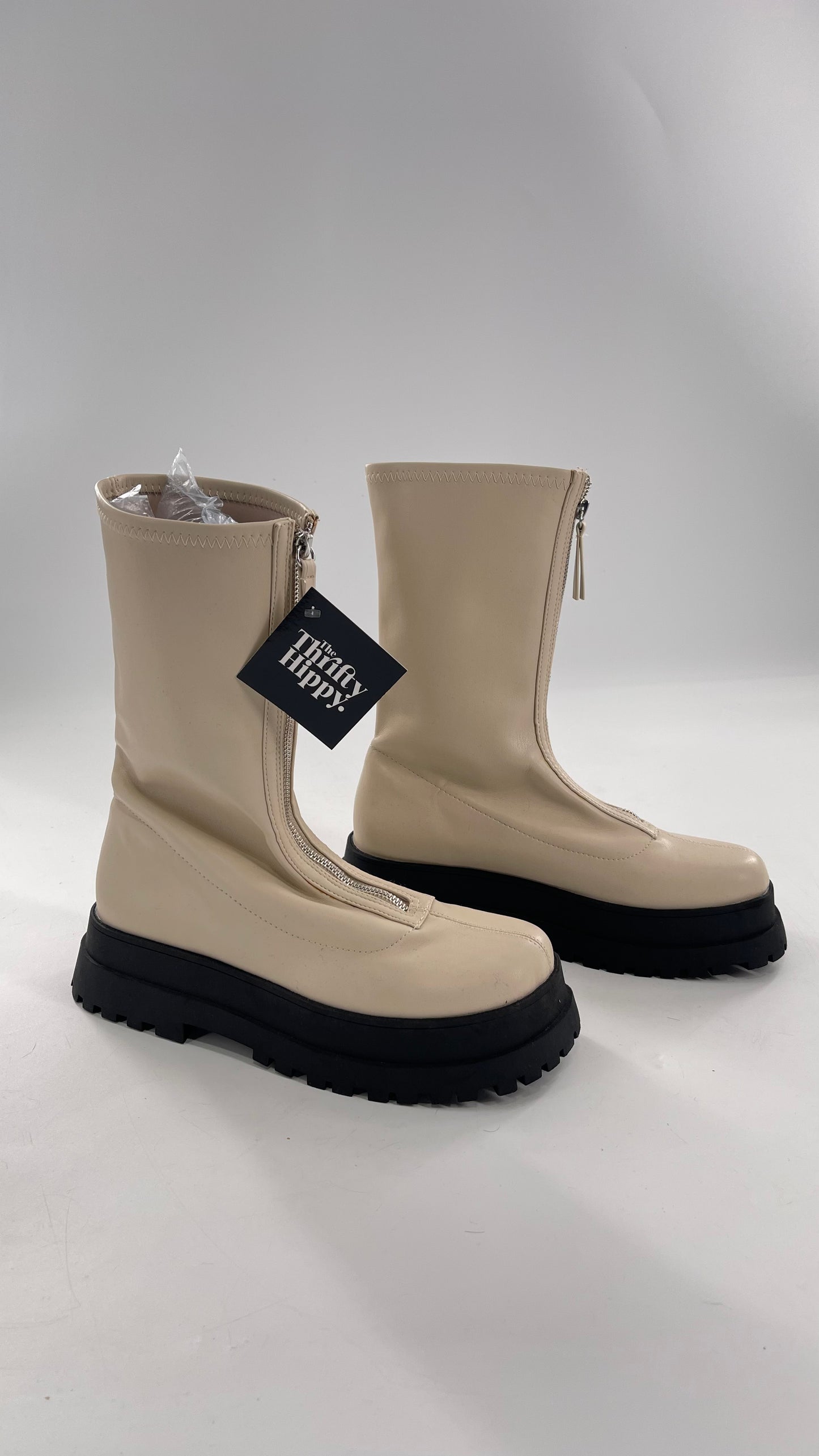 Urban Outfitters Cream Zip Front Boot with Contrast Platform (10)