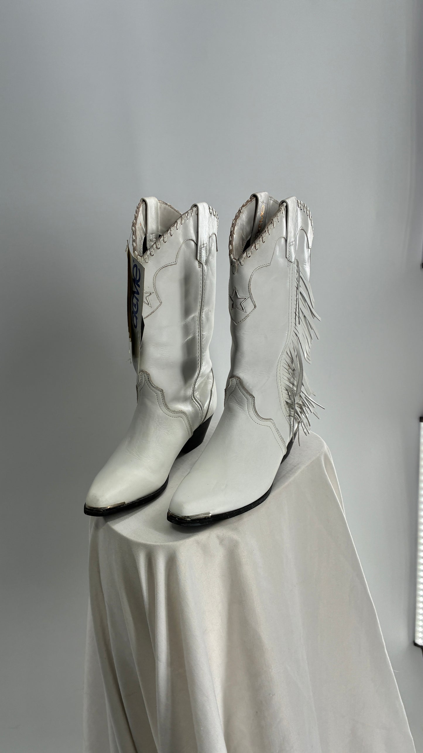 Deadstock Vintage ACME White Cowboy Boots with Braided Cuff, Fringe Sides(6)